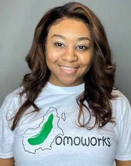 jonae jomoworks tee crop.jpg