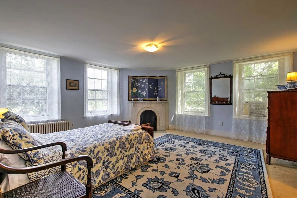 Alternate view of the Chinese Chippendale bedroom