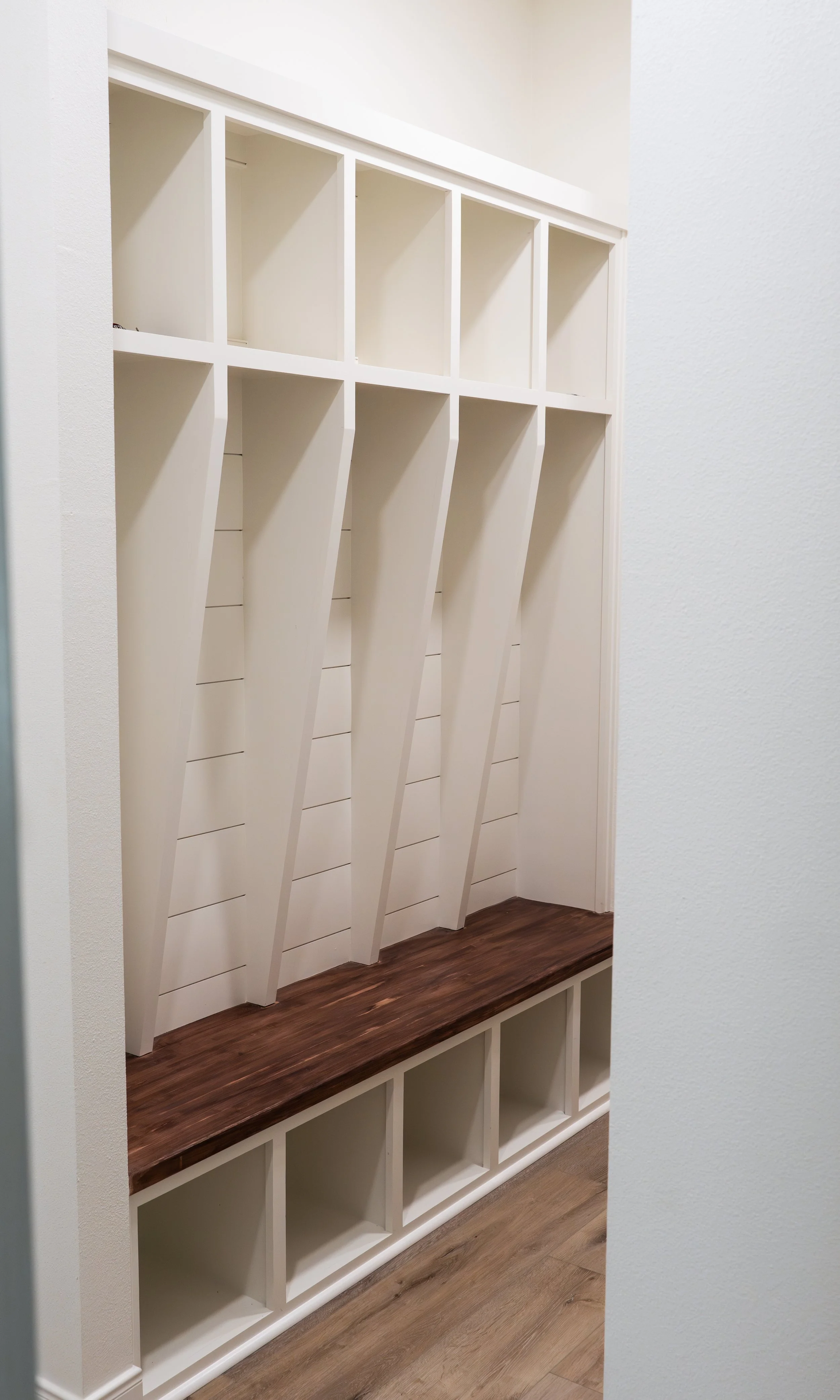 Mudroom-1.JPG