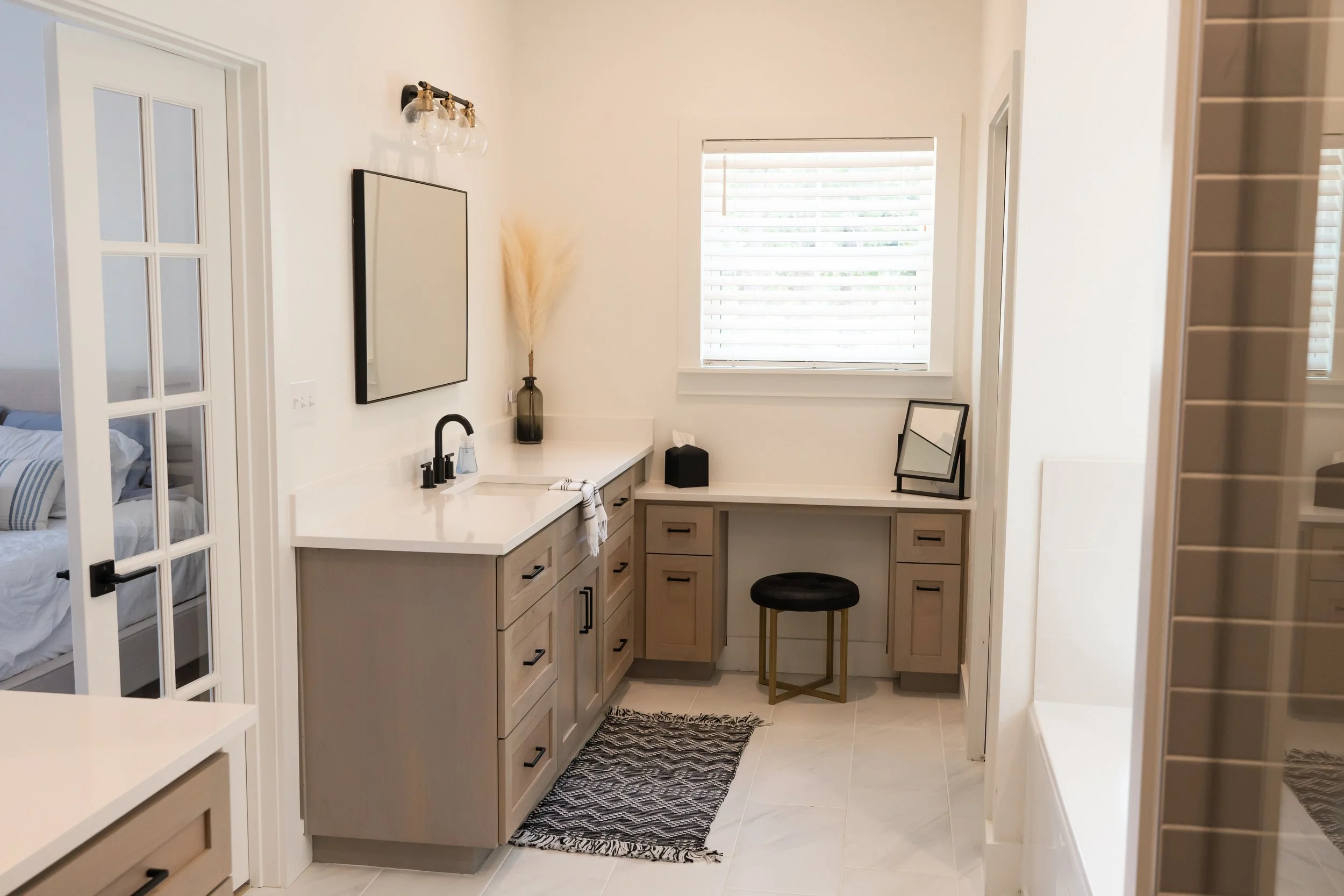 770 N. County Line Road-1-24.JPG