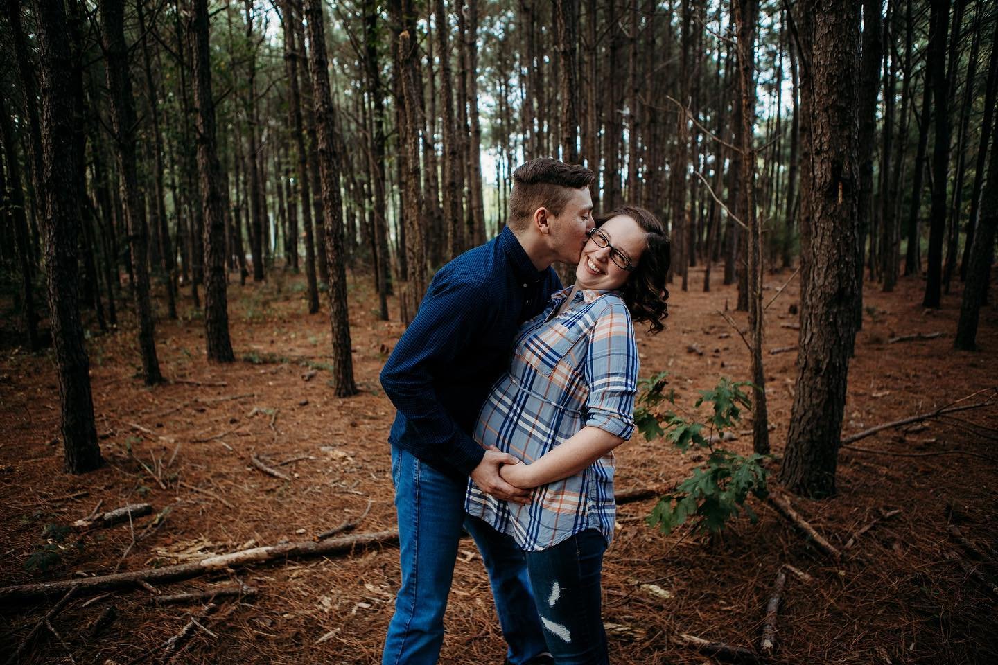 This beautiful couple was a blast to work with, I think we laughed the whole entire session.
&bull;
#tiarradarnellphotography #virginiaphotographer #virginiabeachphotographer #norfolkphotographer #757photographer #maternityphotography #suffolkphotogr