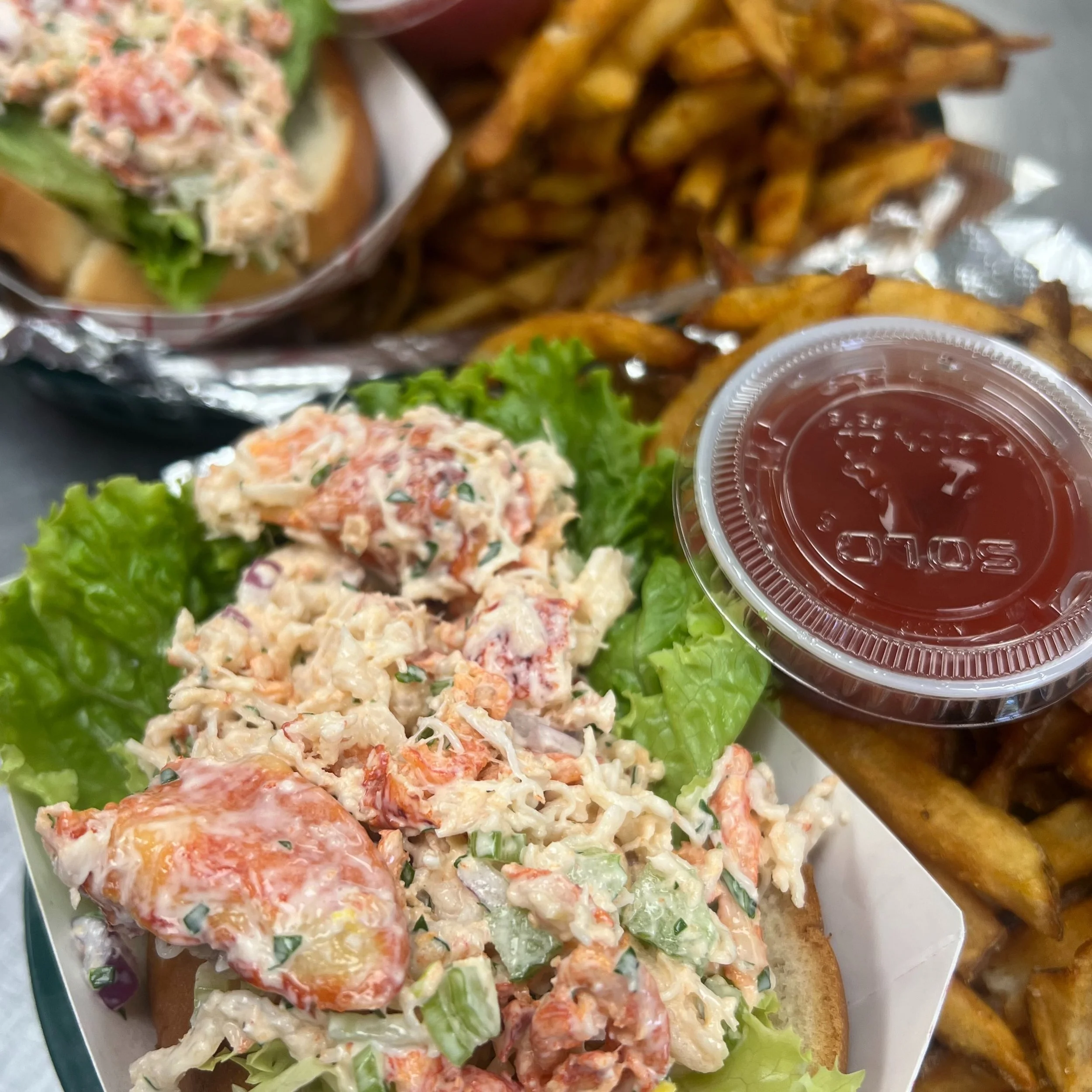 The day you&rsquo;ve all been waiting for: TOMORROW IS LOBSTER ROLL FRIDAY!!! 🦞🫐☀️🦞

Our delicious, house-made lobster salad atop a bed of lettuce on a toasty, buttery bun will be served tomorrow ONLY from 11-3 or while supplies last!! 🦞🦞🦞

Don