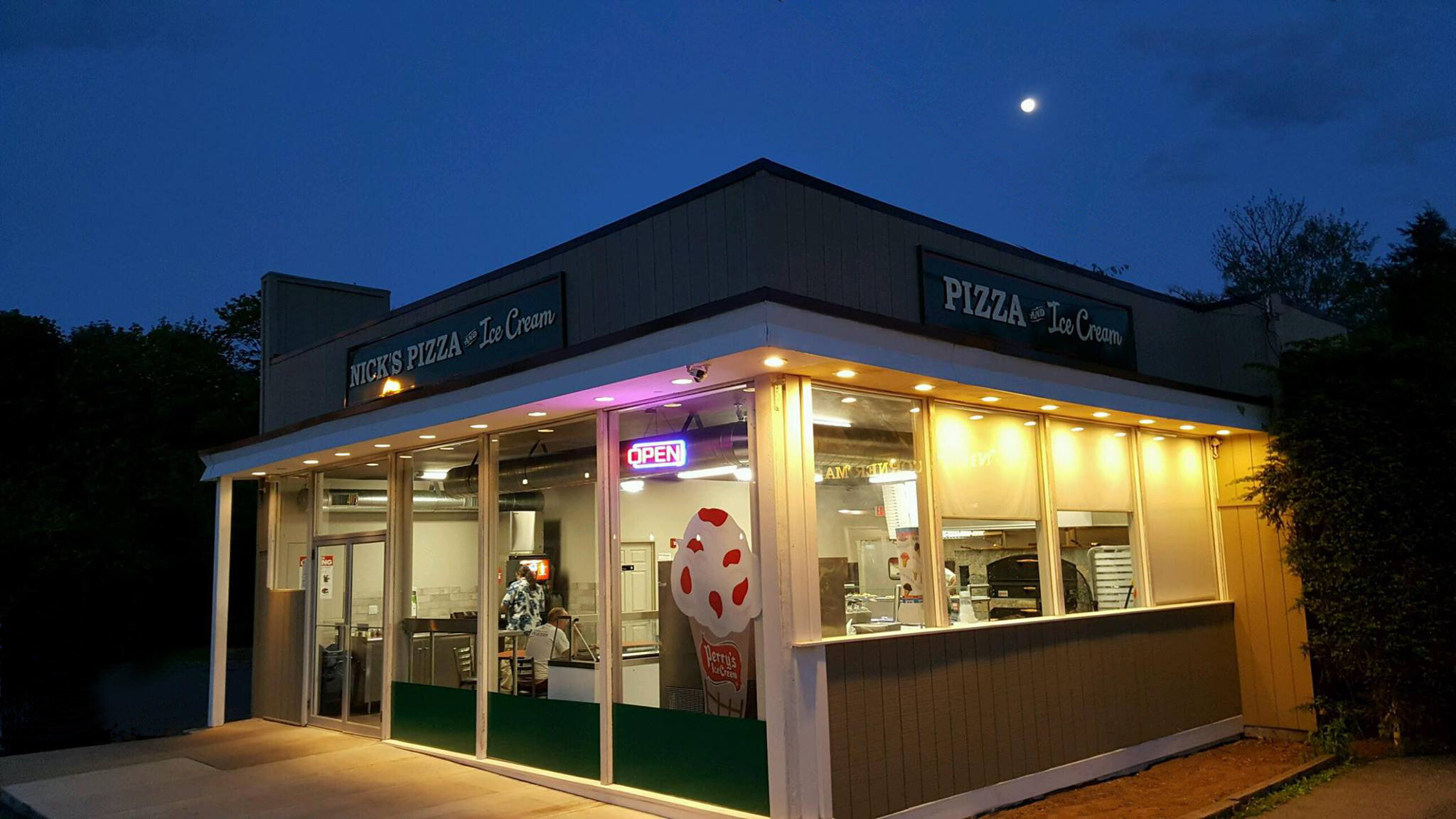Nick's Pizza & Ice Cream Pizzeria and Ice Cream