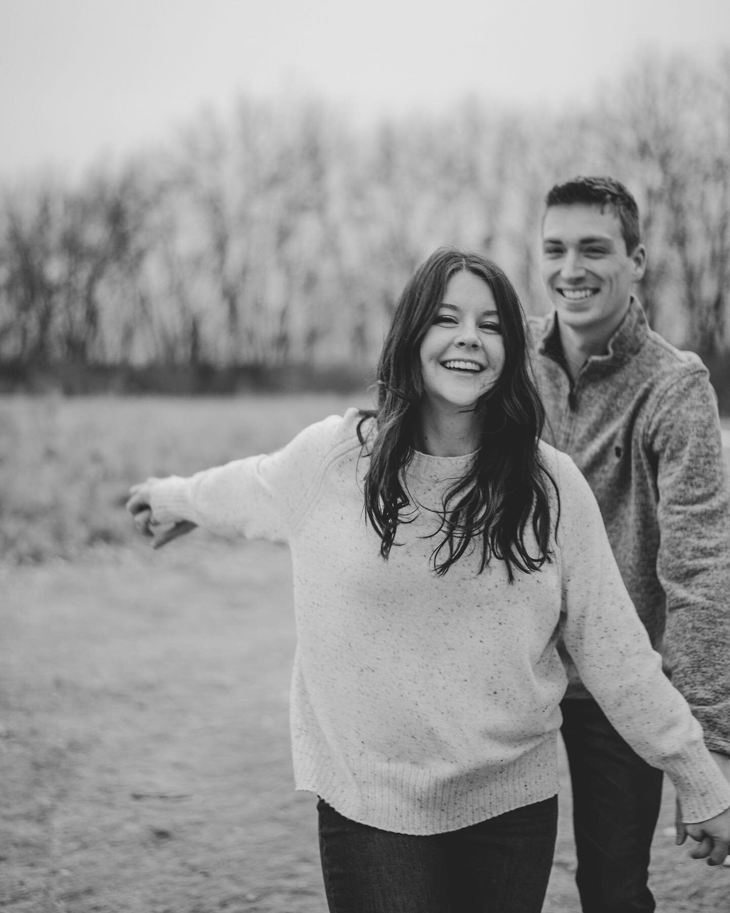 Love in black and white #rebeccalynnlifestyle 
.
.
.

#portraitphotography #lifestylephotography  #minnesotaphotographer #mnphotographer #minneapolisphotographer #ndphotographer #fargophotographer #northdakotaphotographer #unscriptedposingapp #thatsd