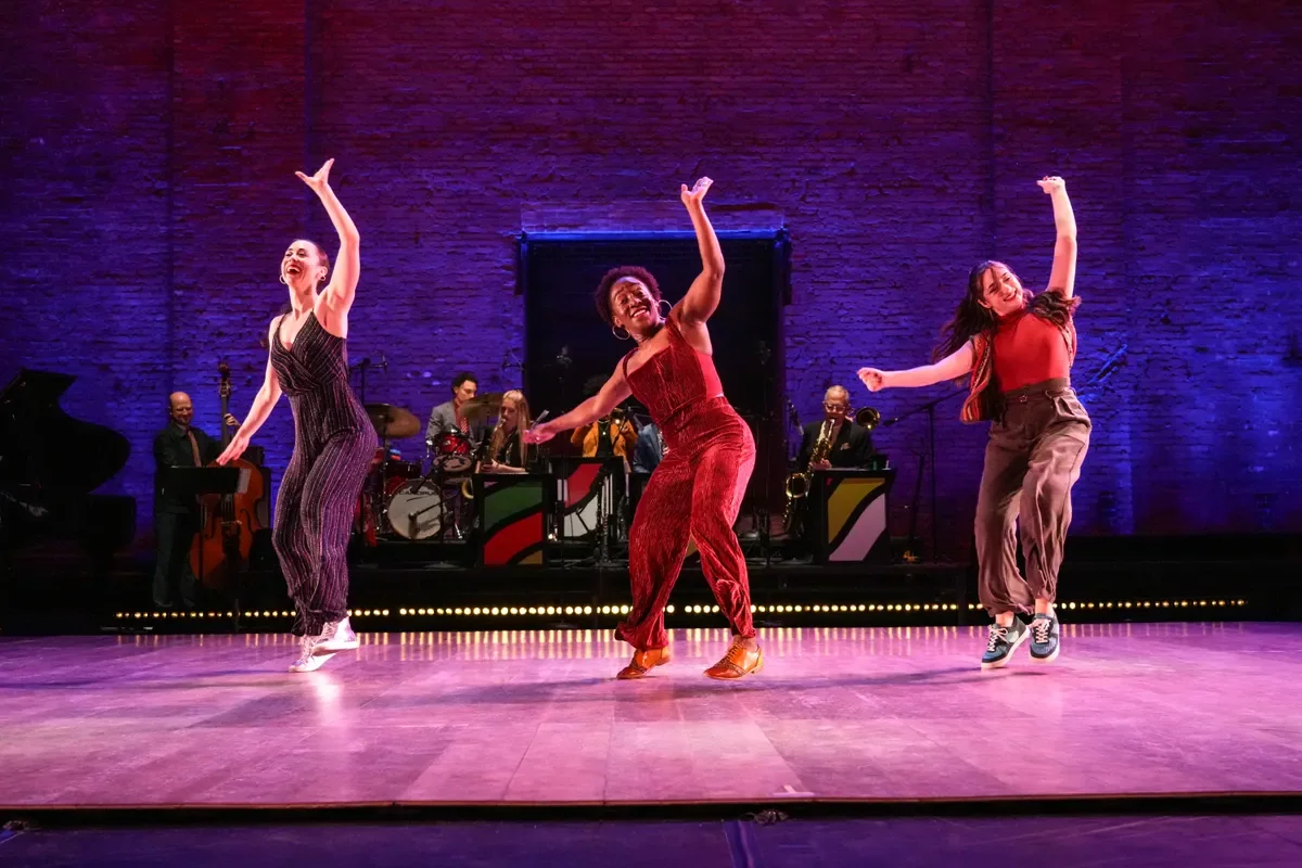 A Very SW!NG OUT Holiday