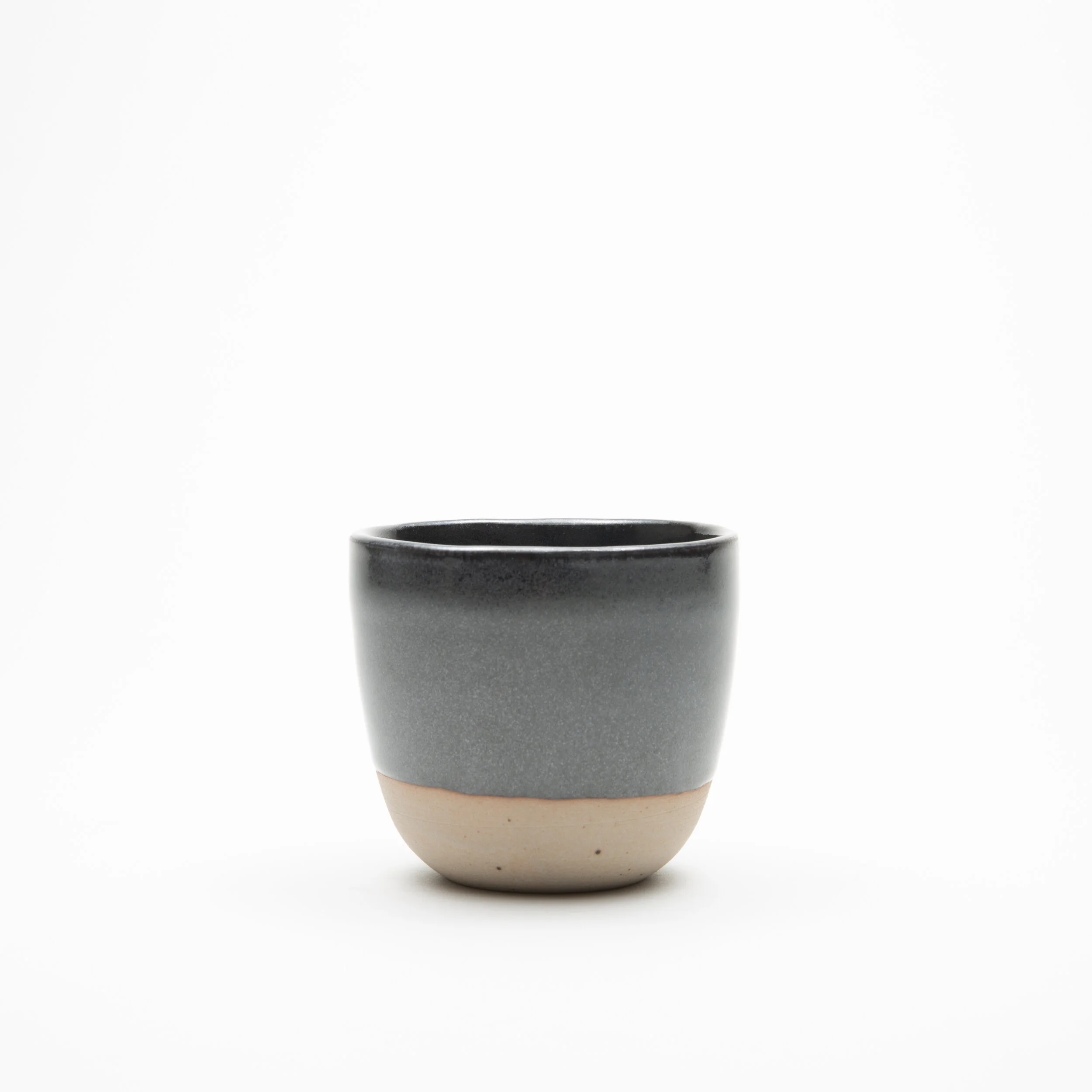 new round cup black.jpg