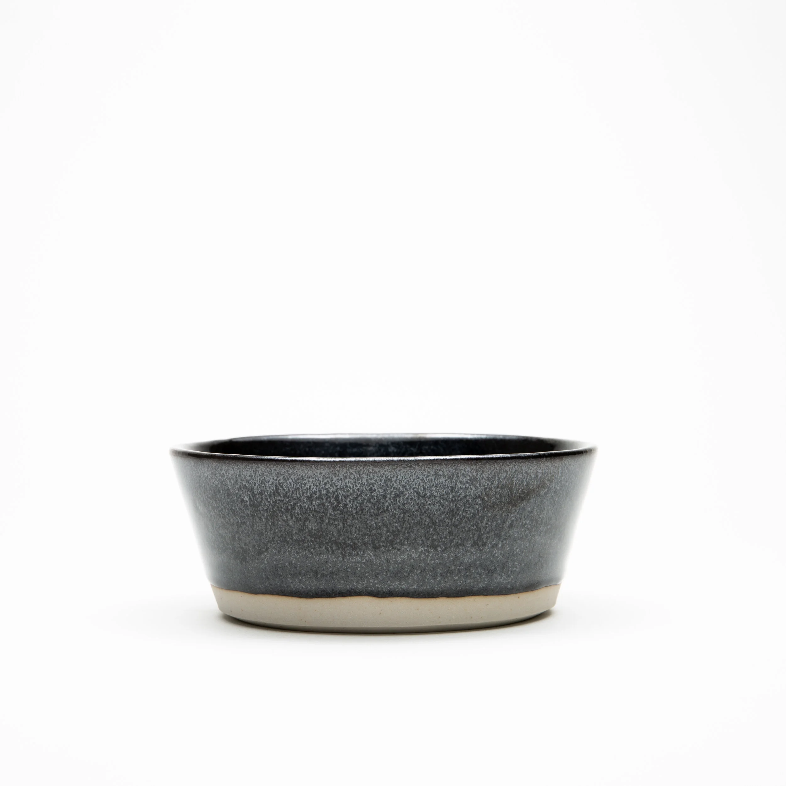 Md flat bowl black.jpg