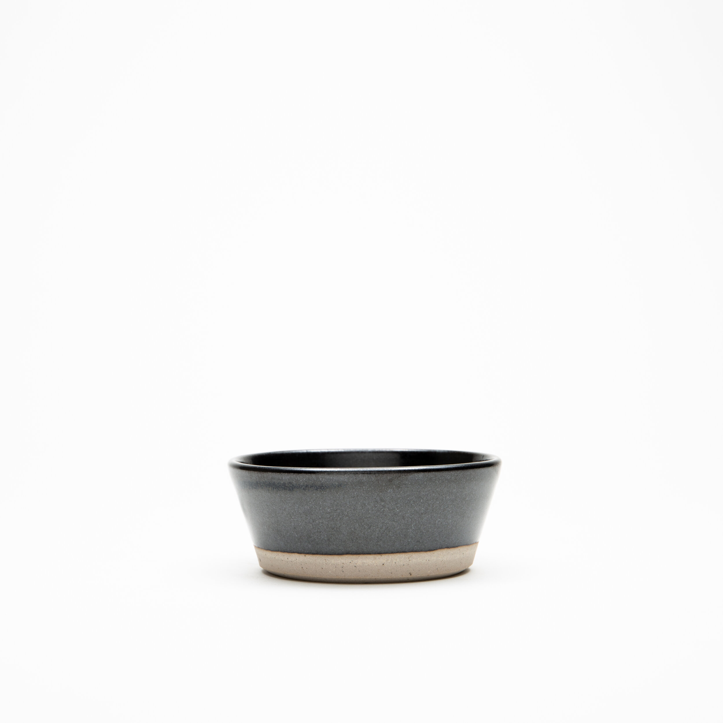 Sm flat bowl black.jpg