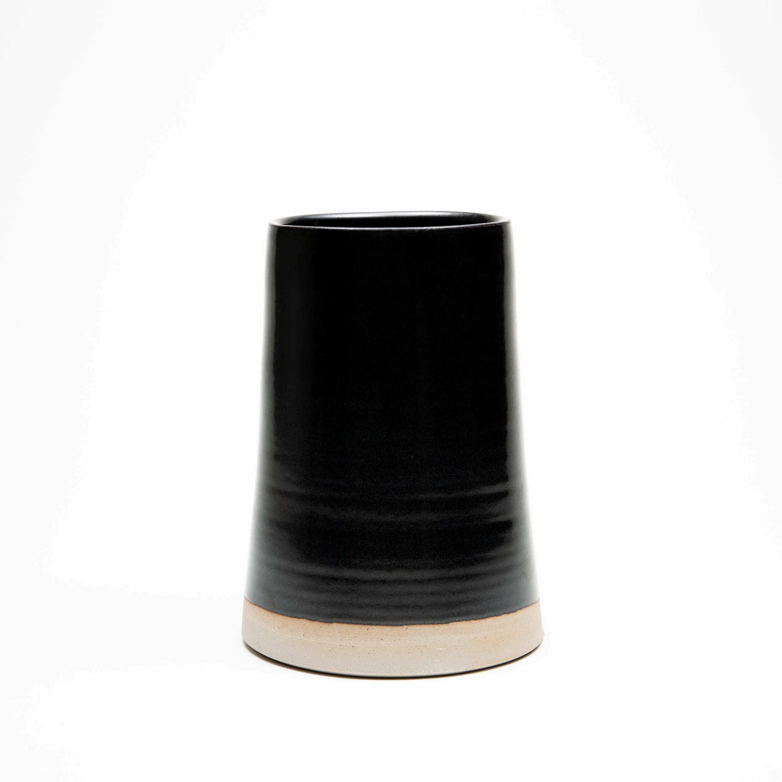 Lg vase black.jpg