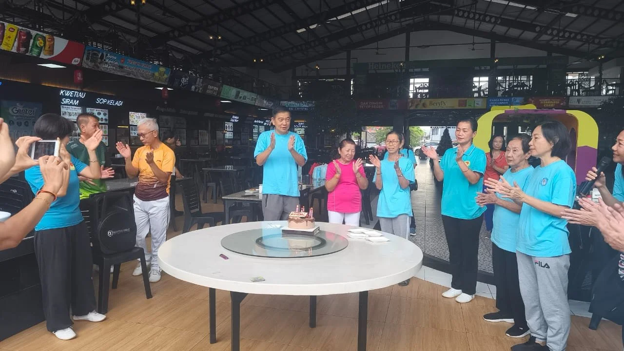 HUT dan Senam Bersama Bulan Desember Wulan Bahagia Kepri