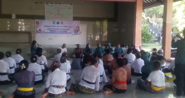 Pembagian Sembako Wulan Wihara Jaya Wijaya Lombok