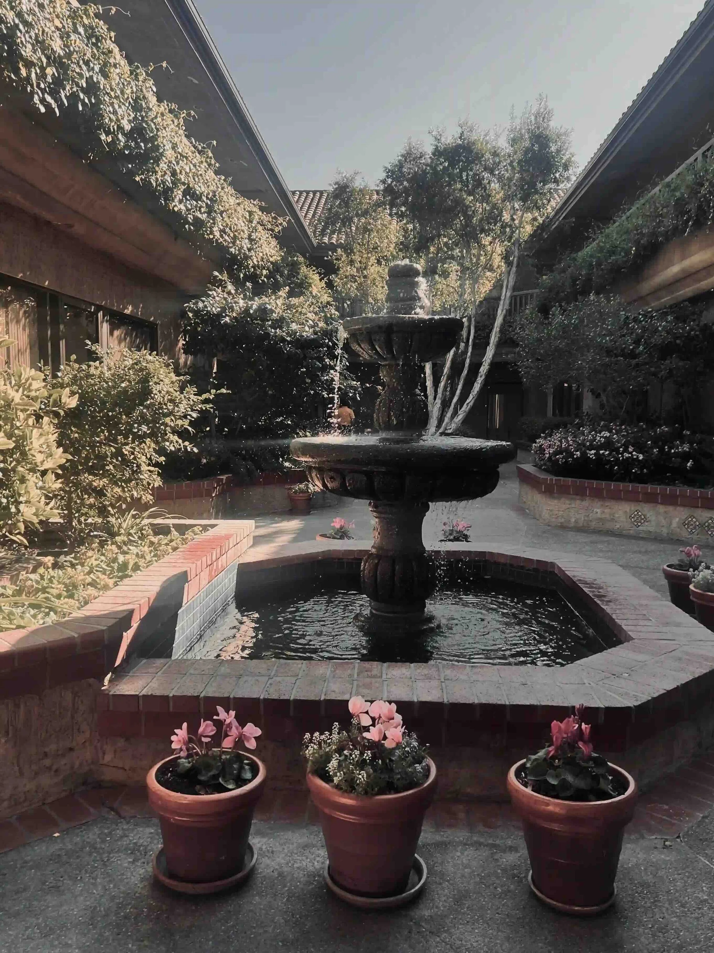 Courtyard fountain outside Anastasia Chai Hypnosis office in San Jose