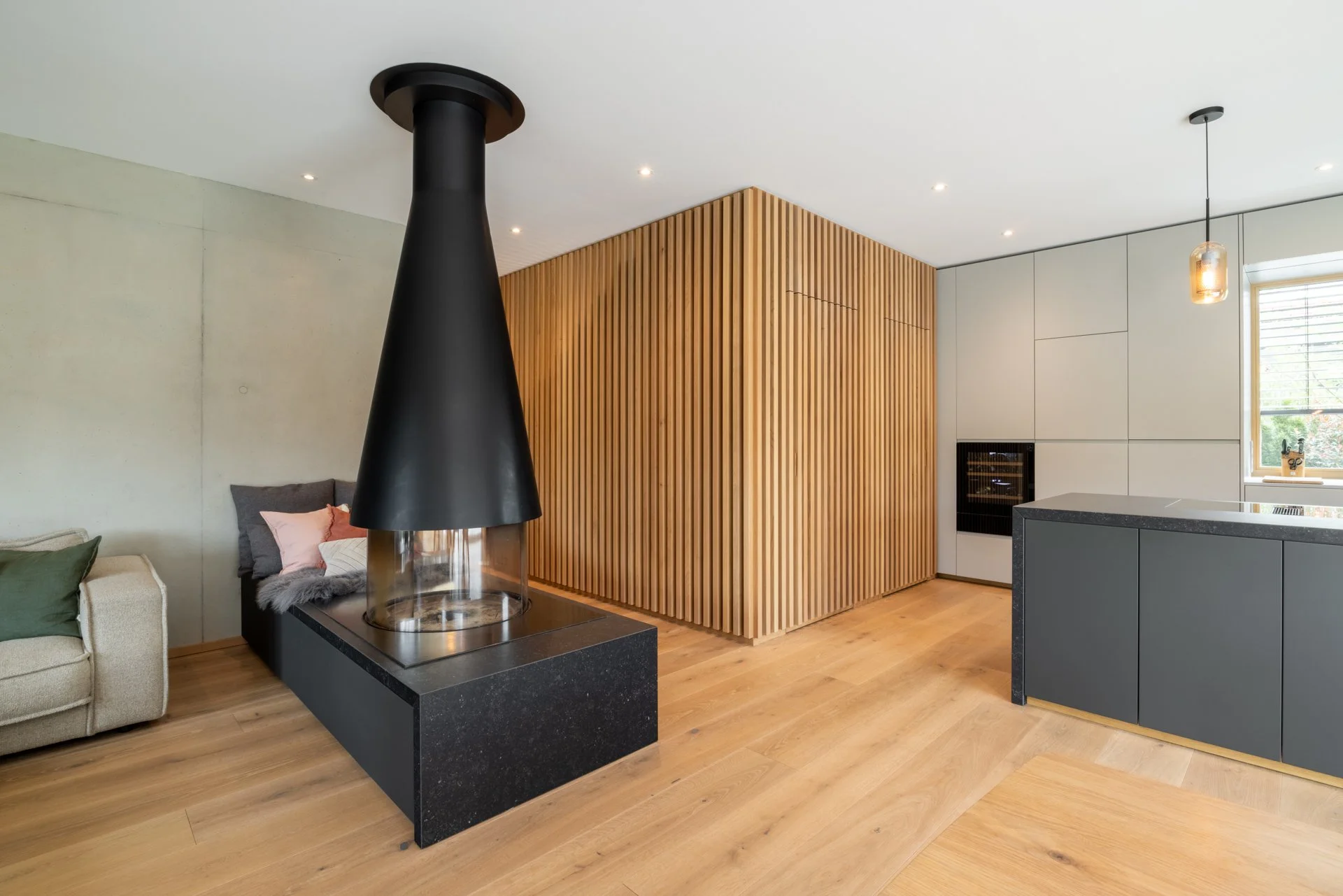 Interieur_Hannes Mautner_065A1045-HDR-Bearbeitet.jpg