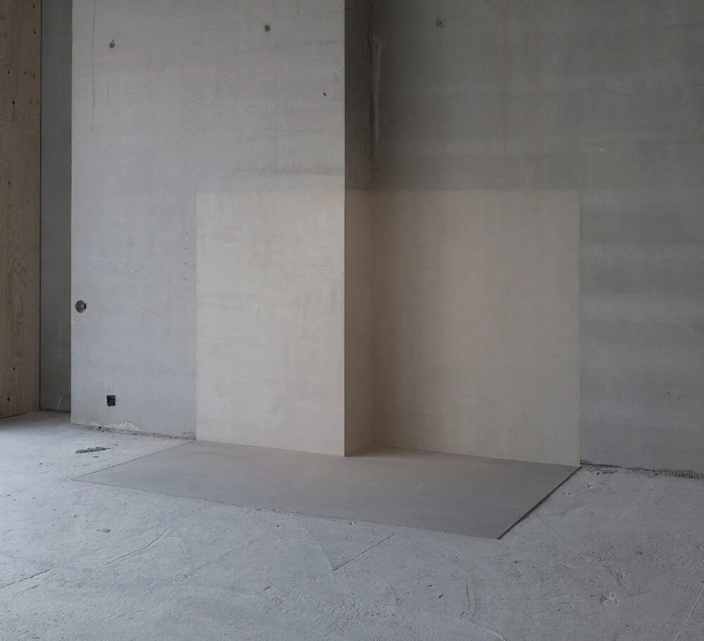 Corner Finishing , 2002 , levelling spackle, wall compound , 122 x 244 x 90 cm.