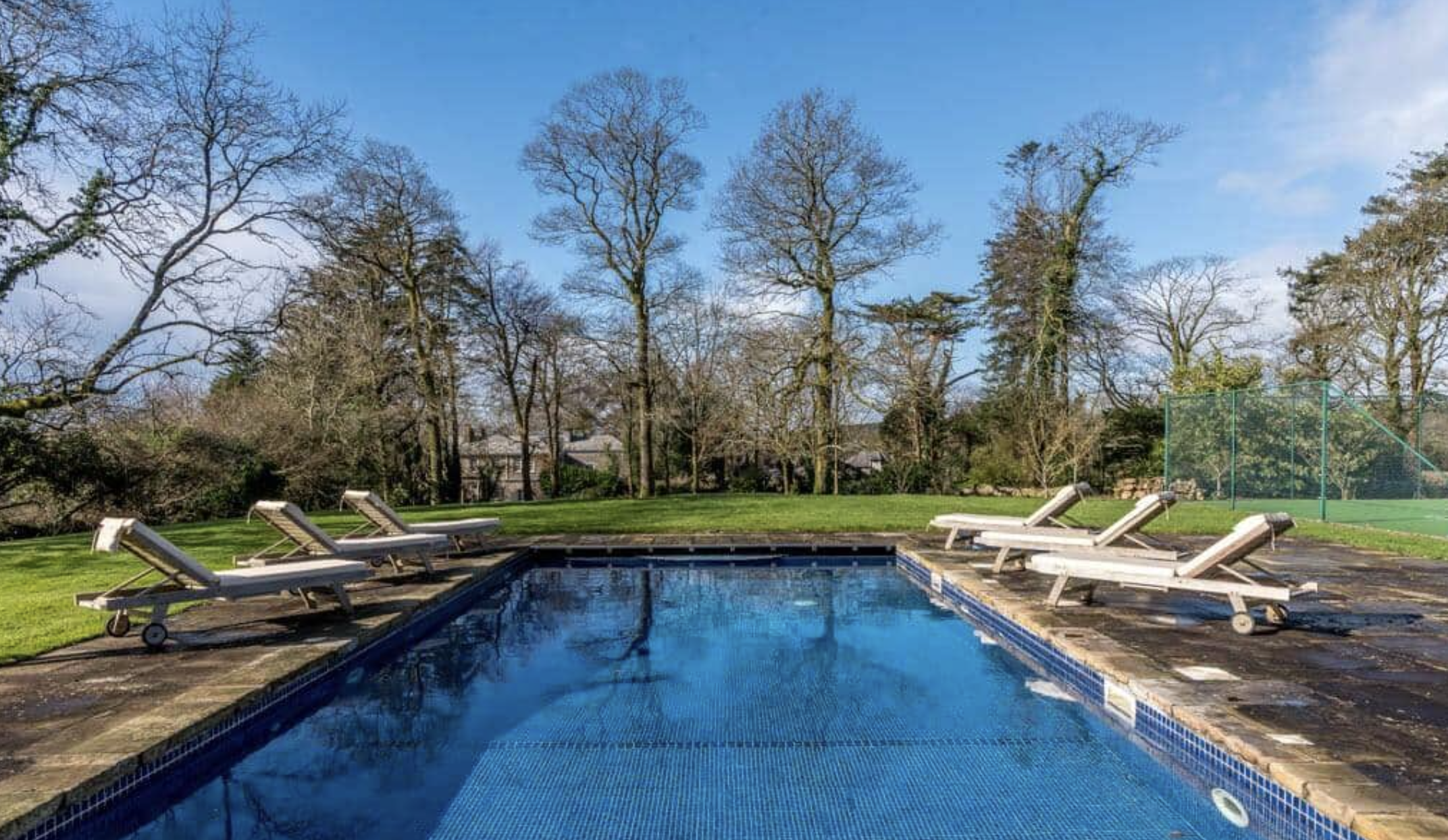 winter sun outside pool boconnion.png