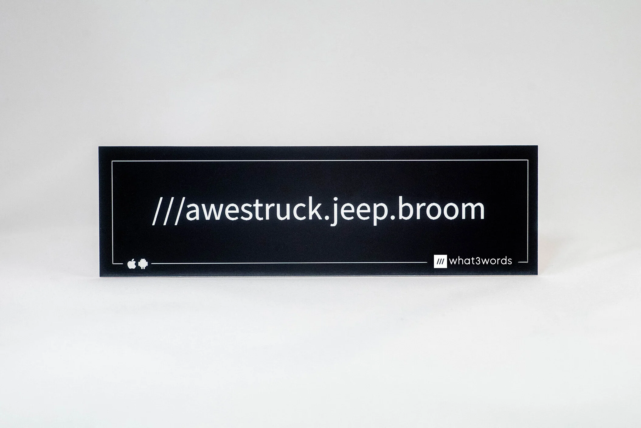 Acrylic what3words sign