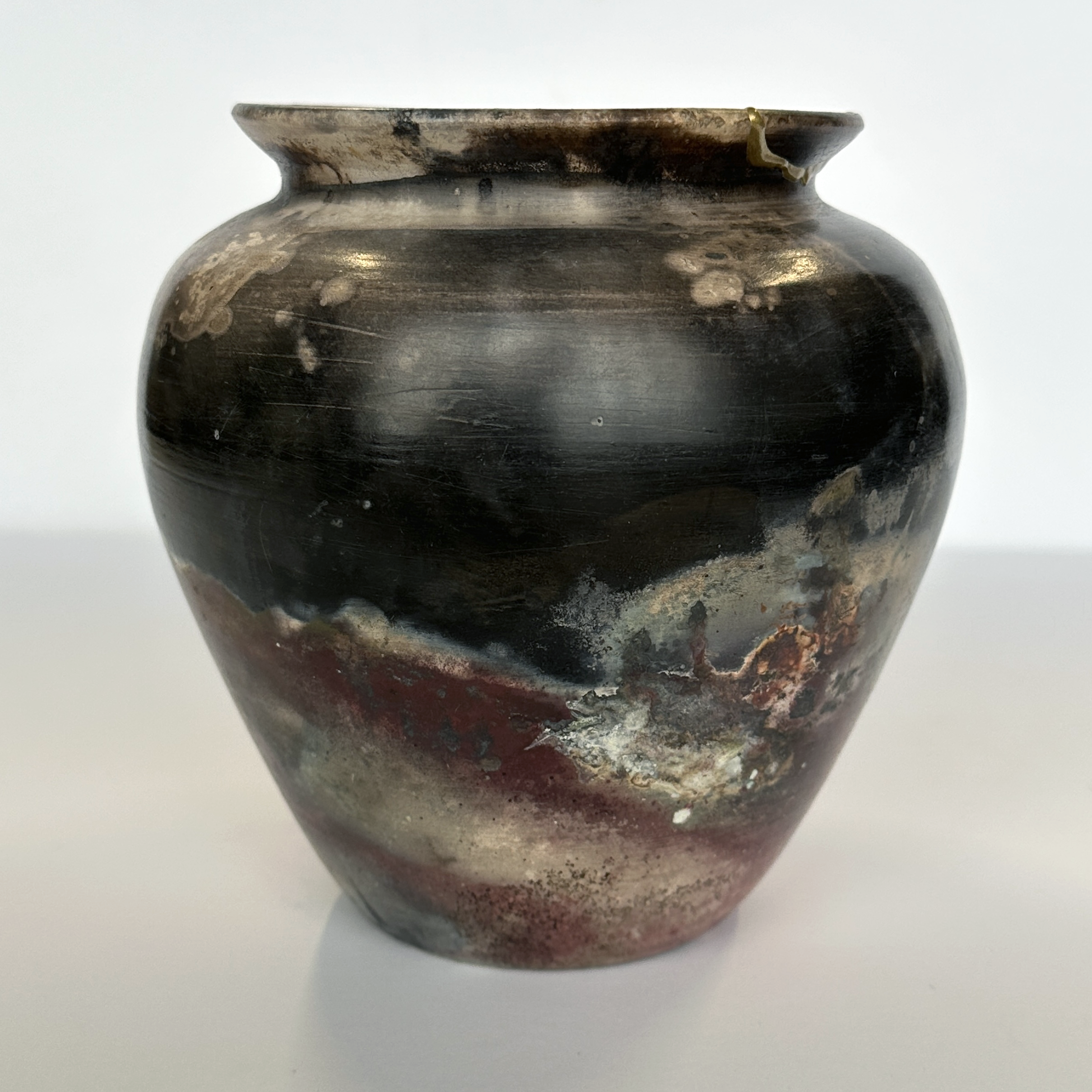 DemetriaChappo-HydrangeaAmphora-SmokeFired-v3.png