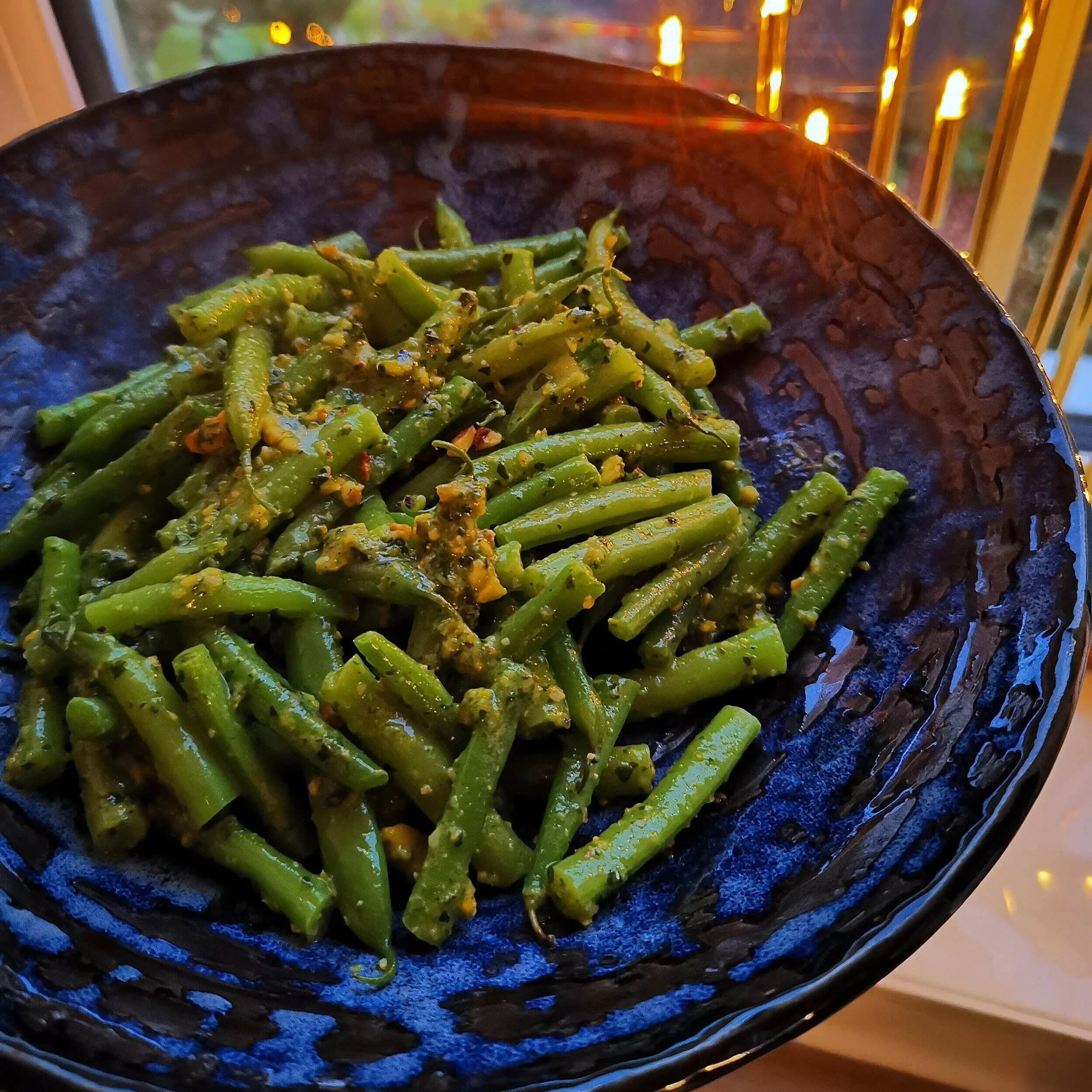 Day 16: squeaking and crunching