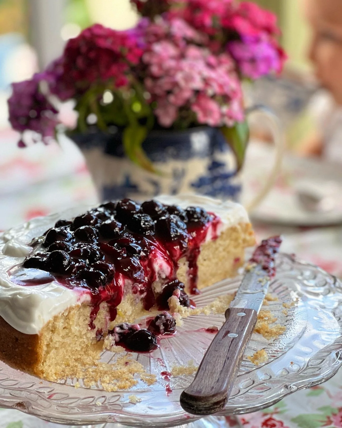 Nigella’s Lemon Tendercake with Blueberry Compote
