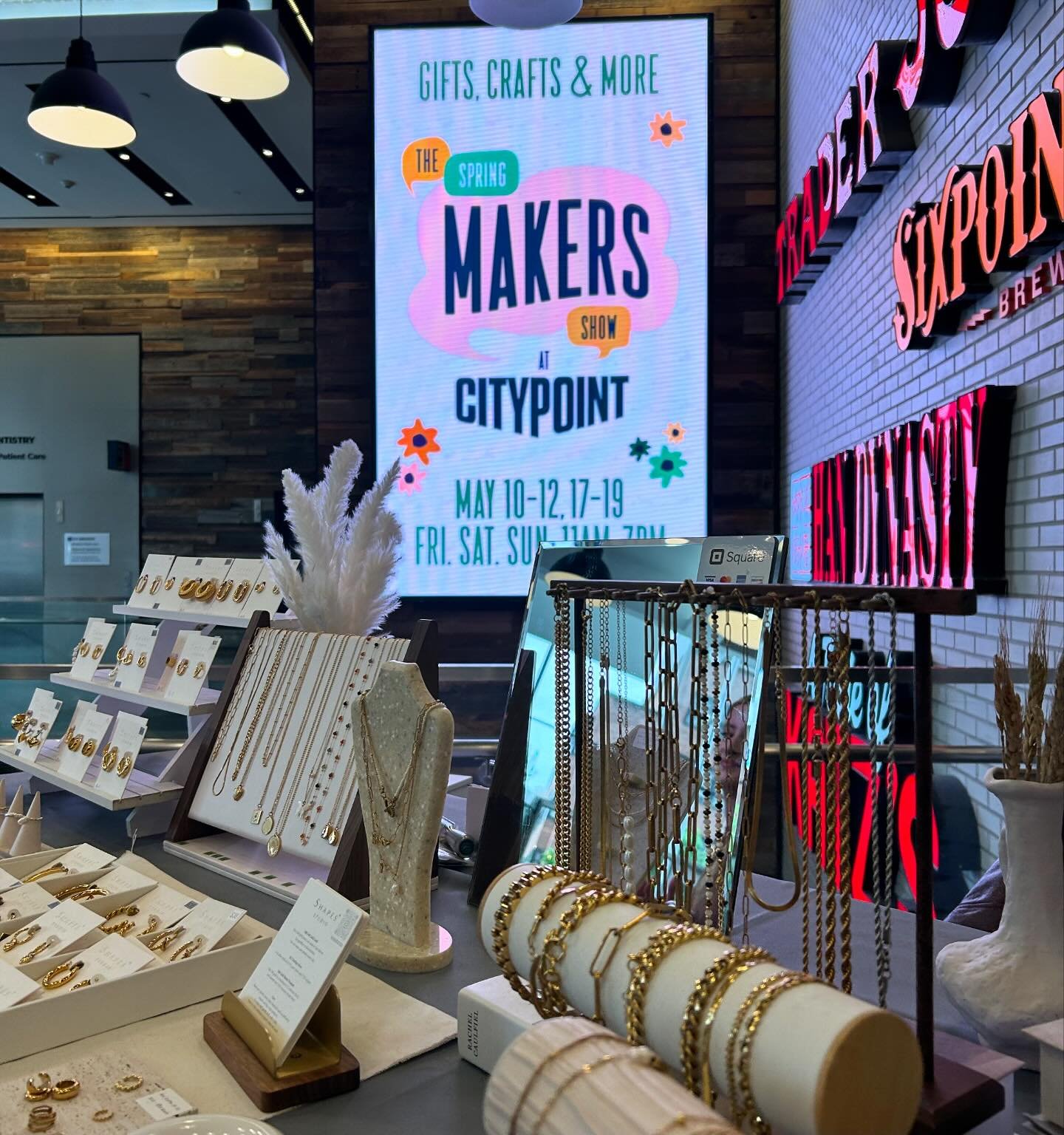 🌼 We&rsquo;re open in downtown Brooklyn! Shop local with us this weekend at @citypointbklyn, we&rsquo;re here 11am - 7pm daily through Sunday! 😎 

✨🌞Seaport Summer Market🌊✨
🗓 Sat - Sun, May 11-June 30, Aug 24- Sept 21
⏰11am - 7pm 
🌇 @seaportbos