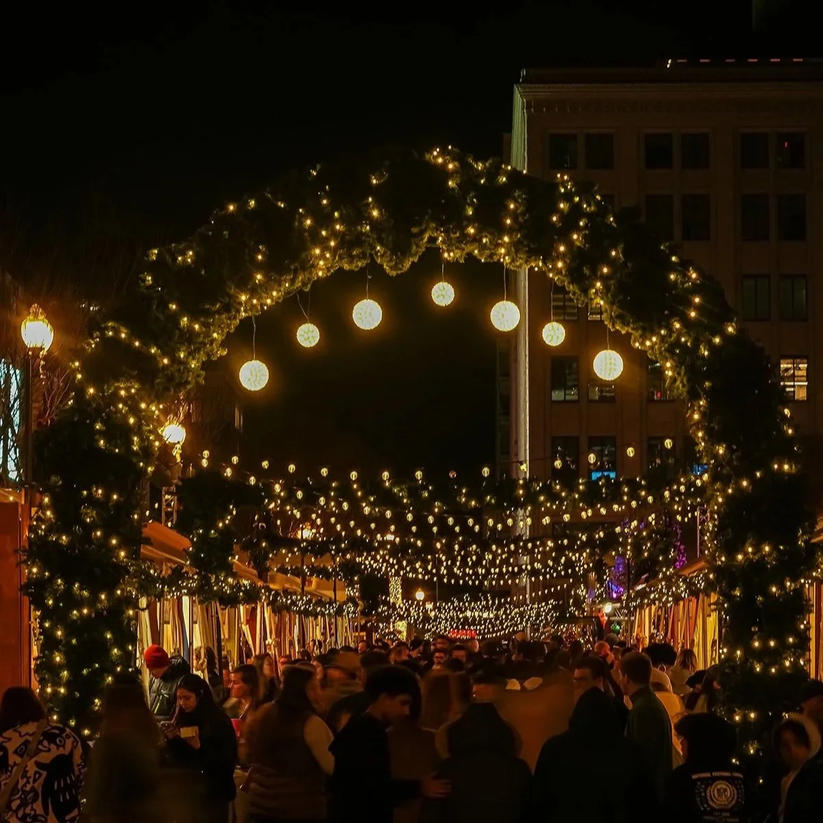 2025_11_23_DowntownDC_HolidayMarket-087_websize.jpg
