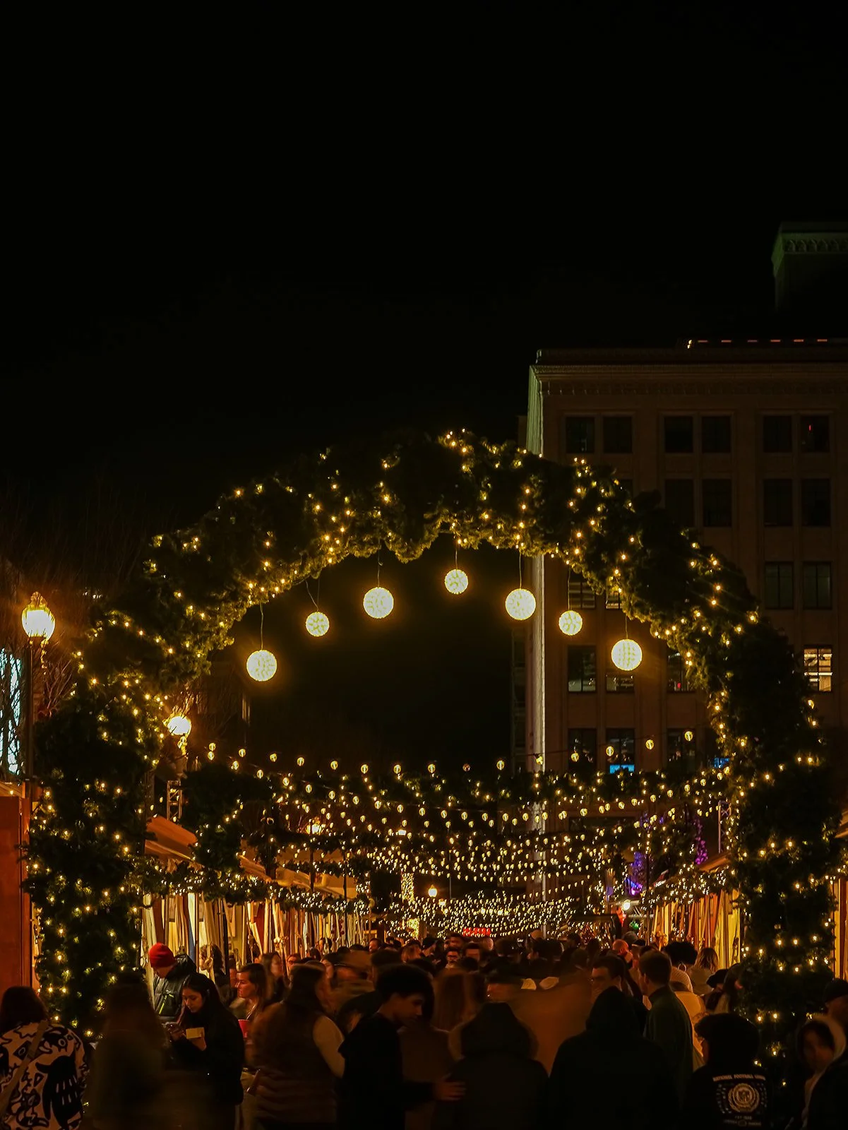 2025_11_23_DowntownDC_HolidayMarket-087_websize.jpg