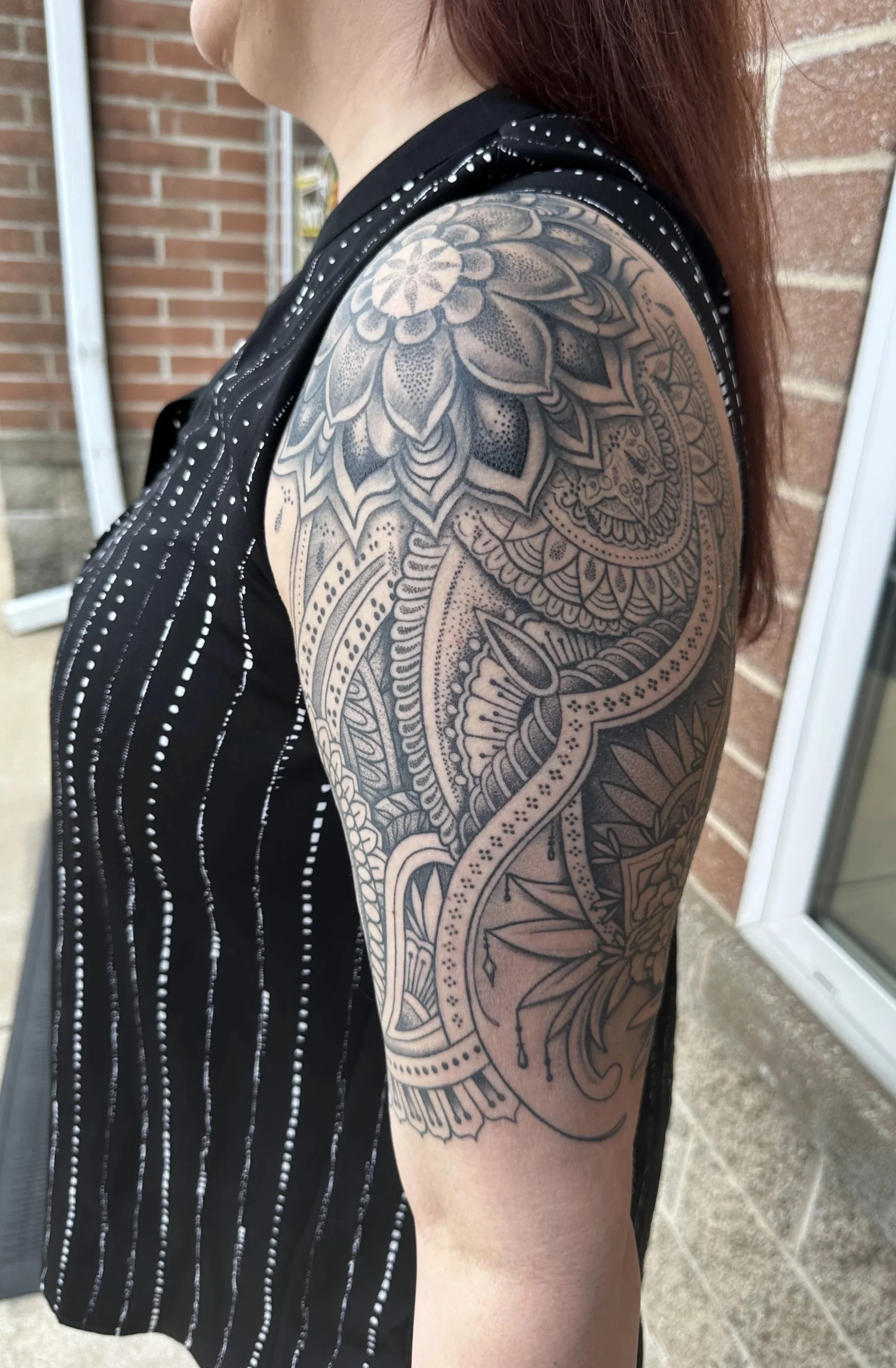 Flower rework (from other artist) then finished 1/2 sleeve