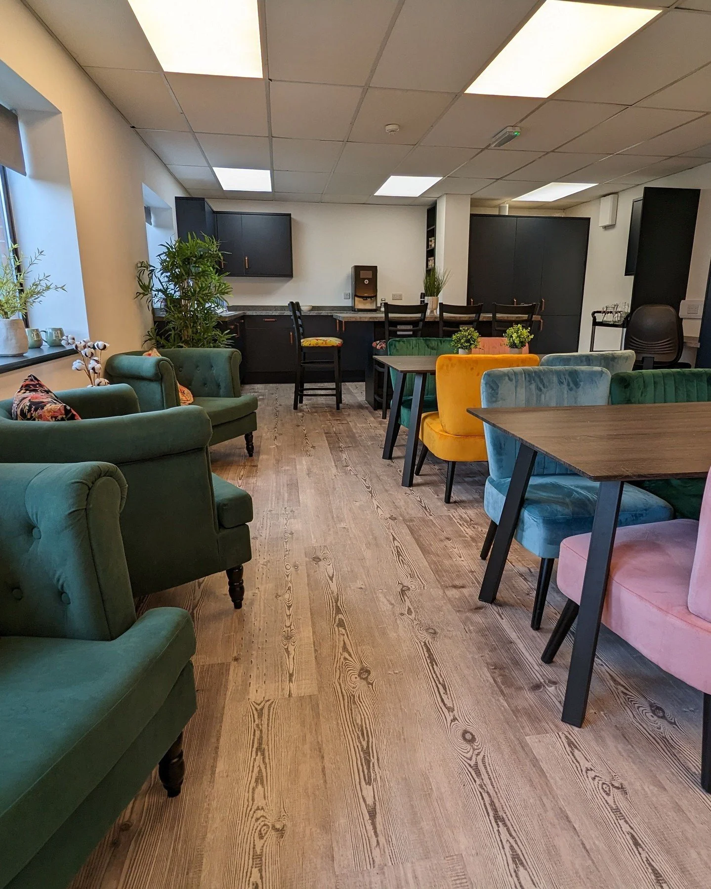 Not all reception spaces need to be boring.

Ours is calm, colourful, and actually somewhere you&rsquo;d want to spend time in. Whether you&rsquo;re grabbing a coffee, meeting clients, or taking a break, it&rsquo;s all part of the Dock Hub experience