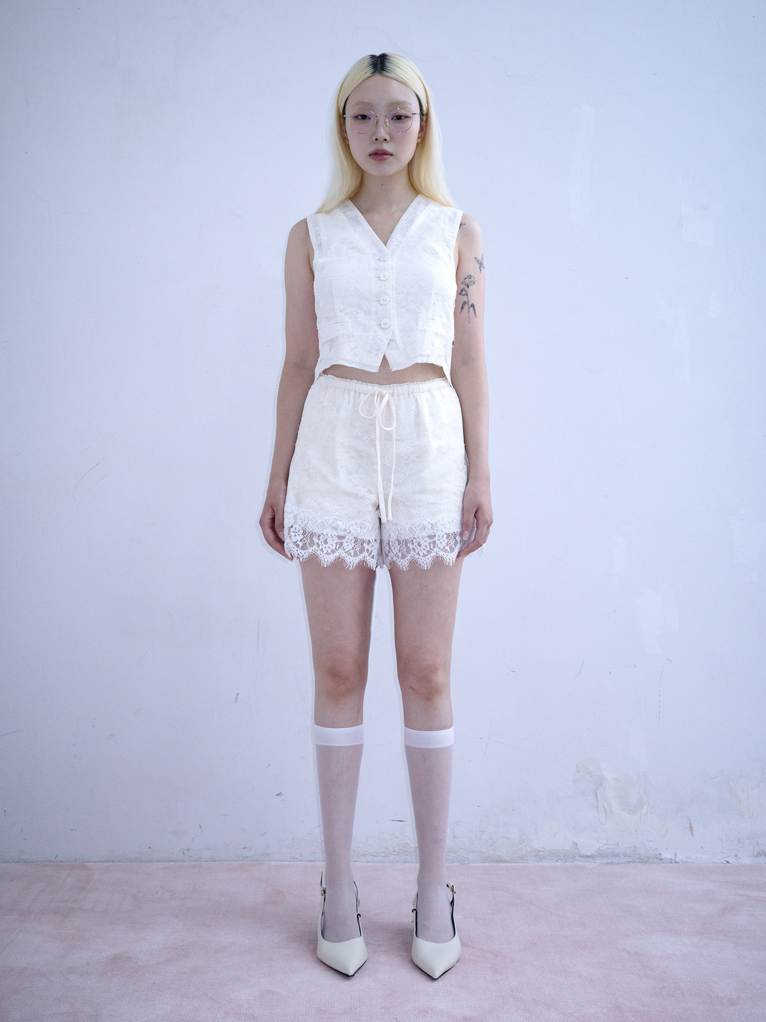 101wht_2.jpg