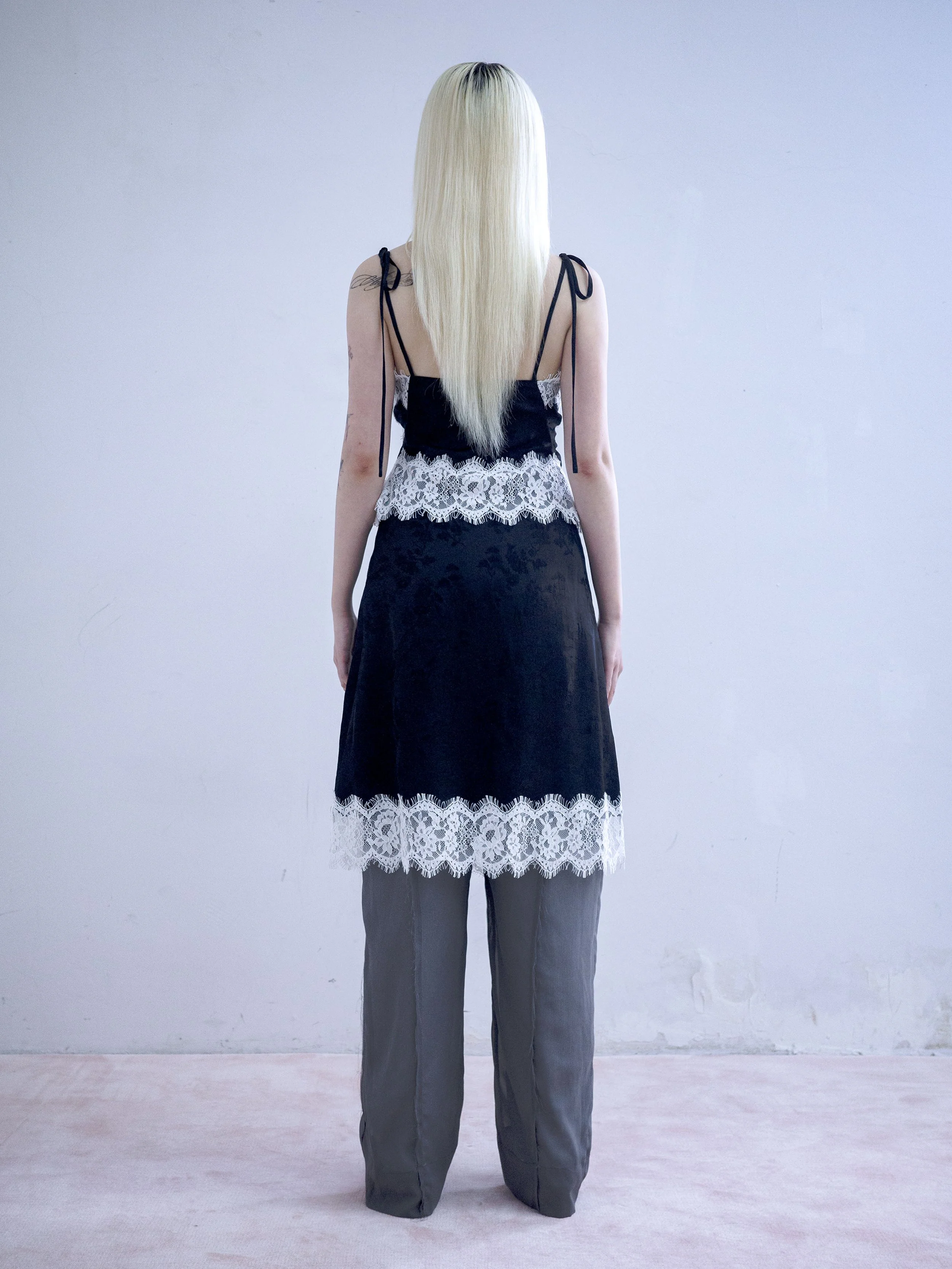 095blk_4.jpg