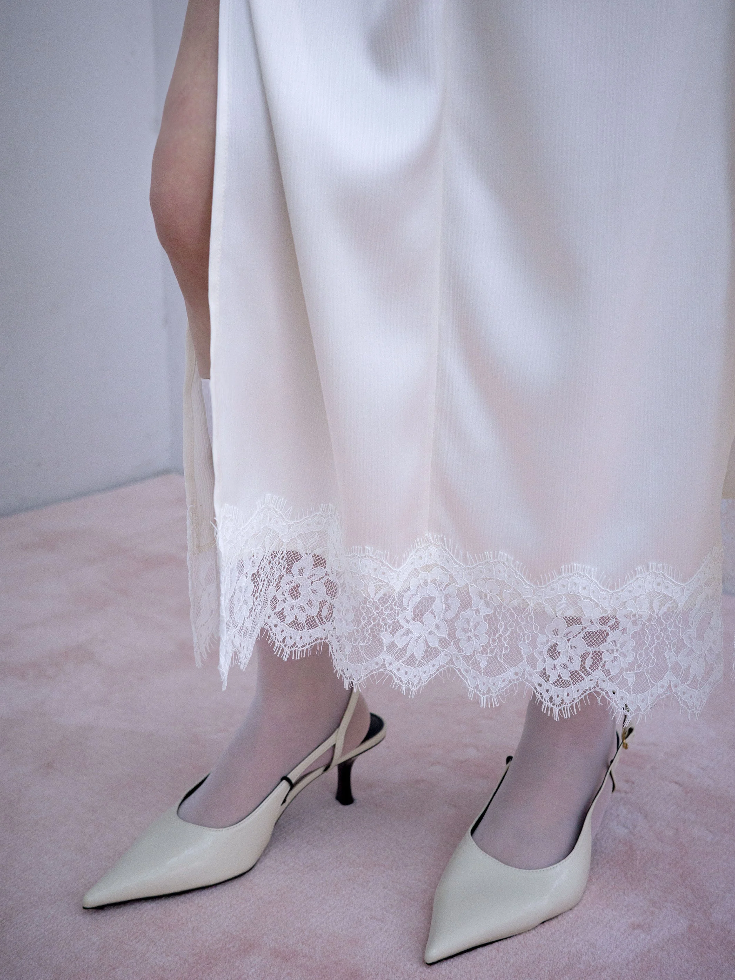 097wht_11.jpg