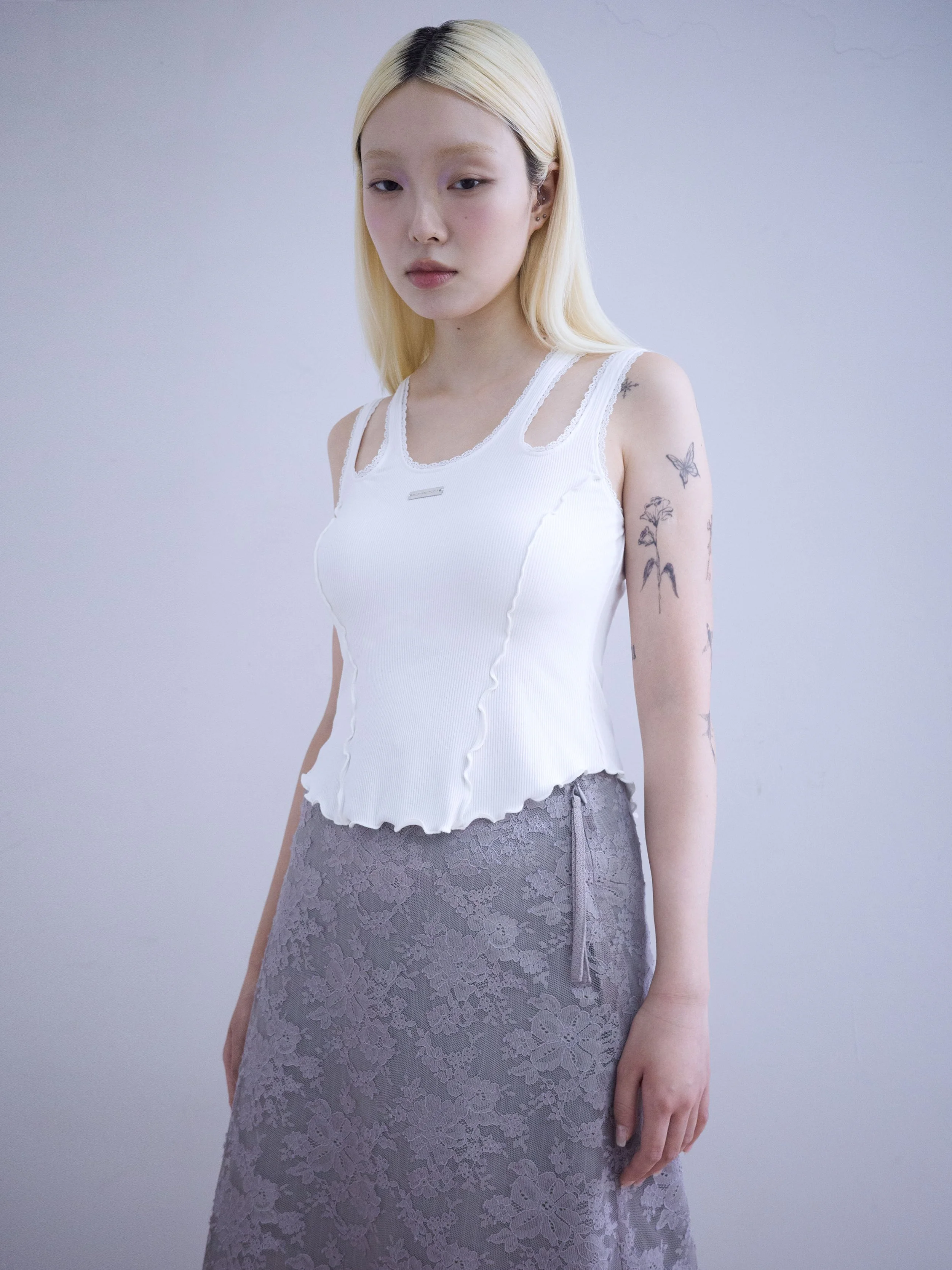 098wht_2.jpg