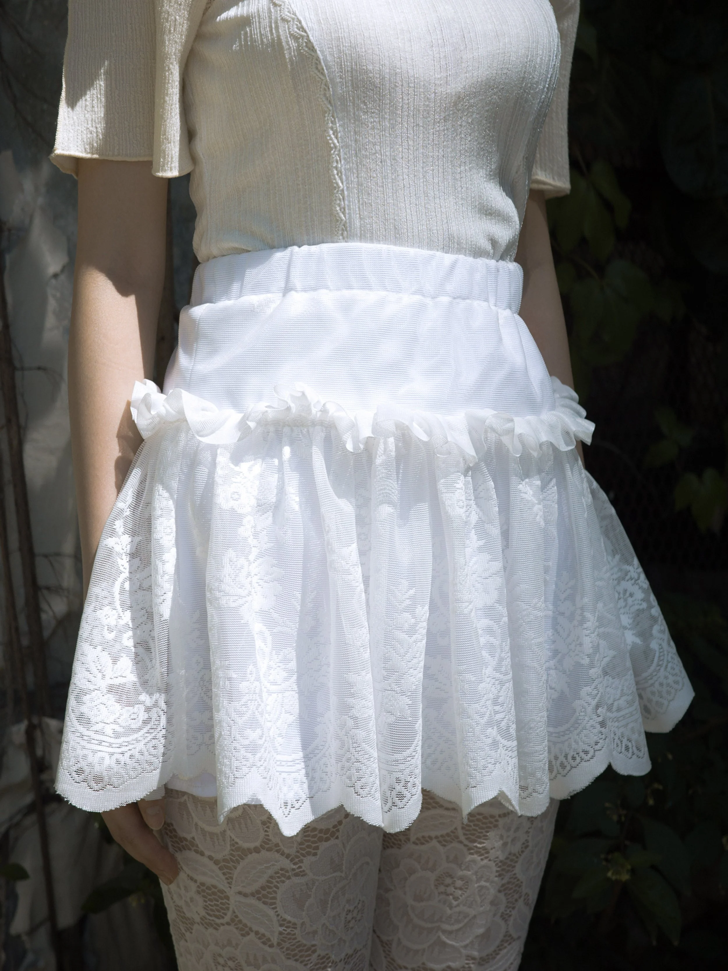 miniwht1a.jpg