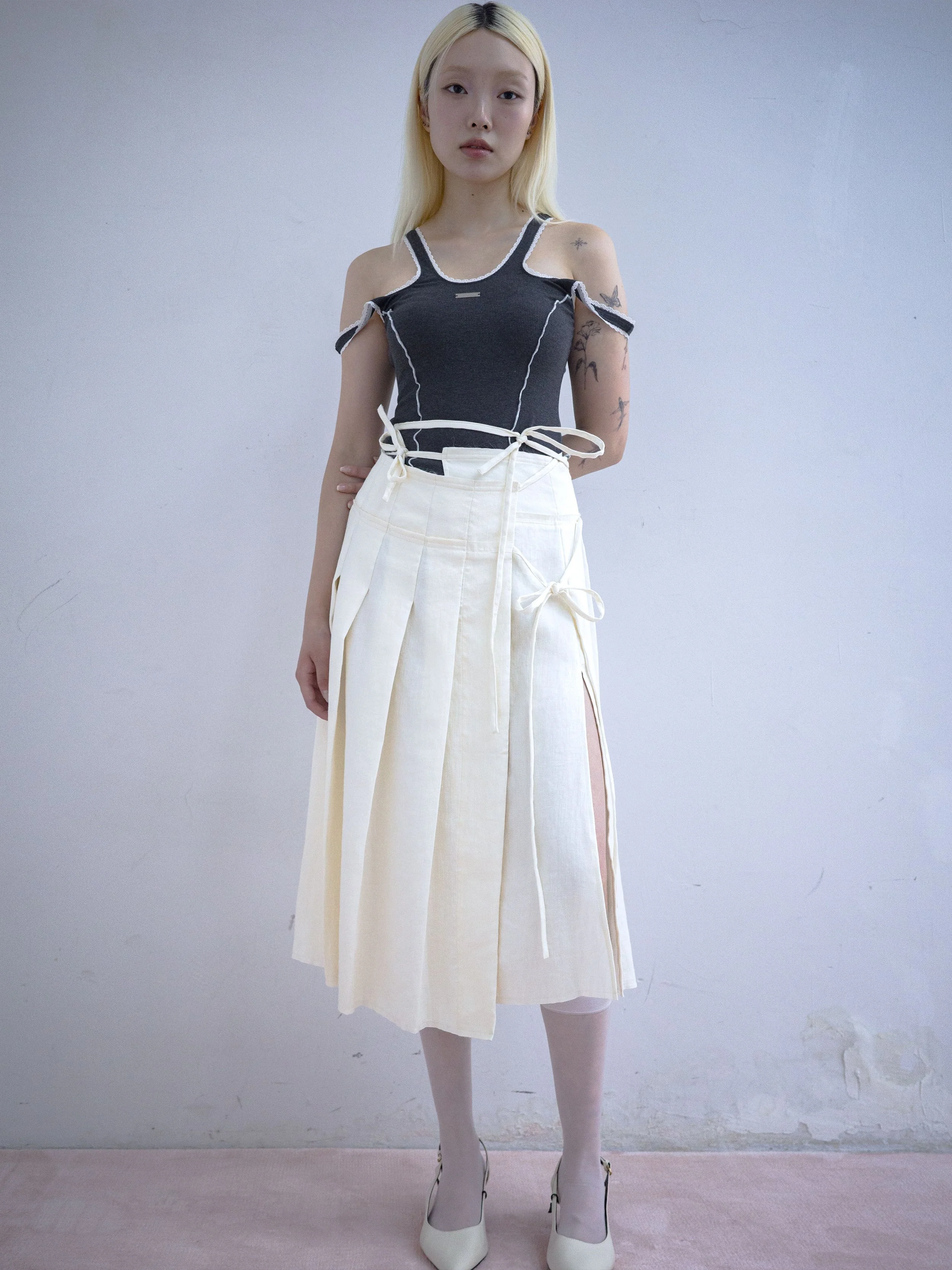 100wht_5.jpg