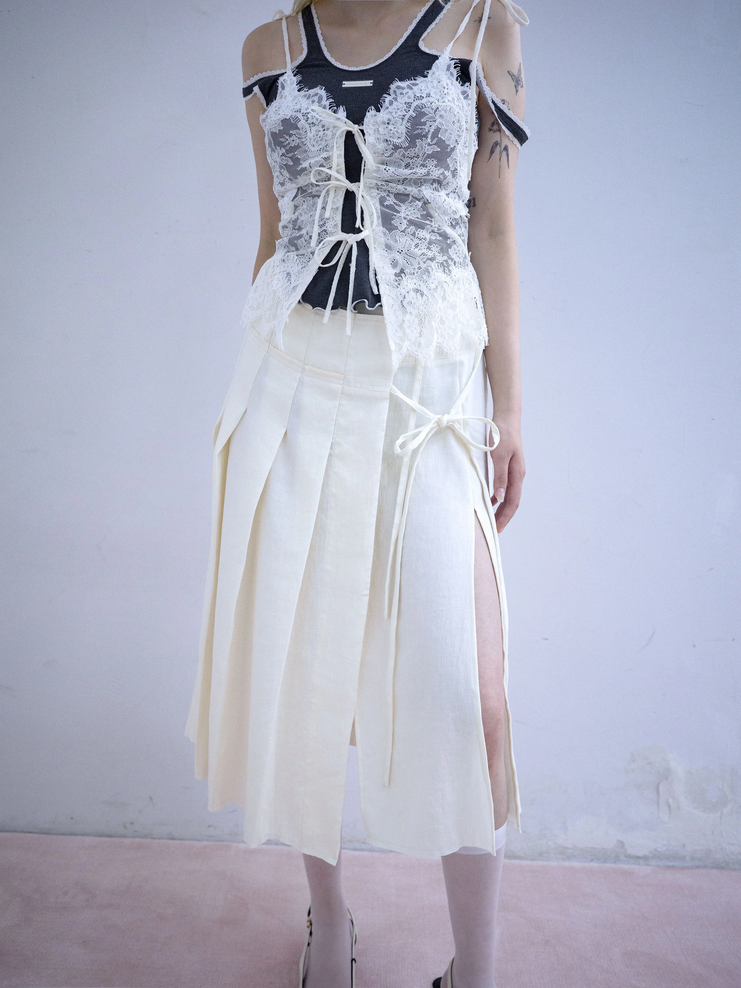 100wht_4.jpg