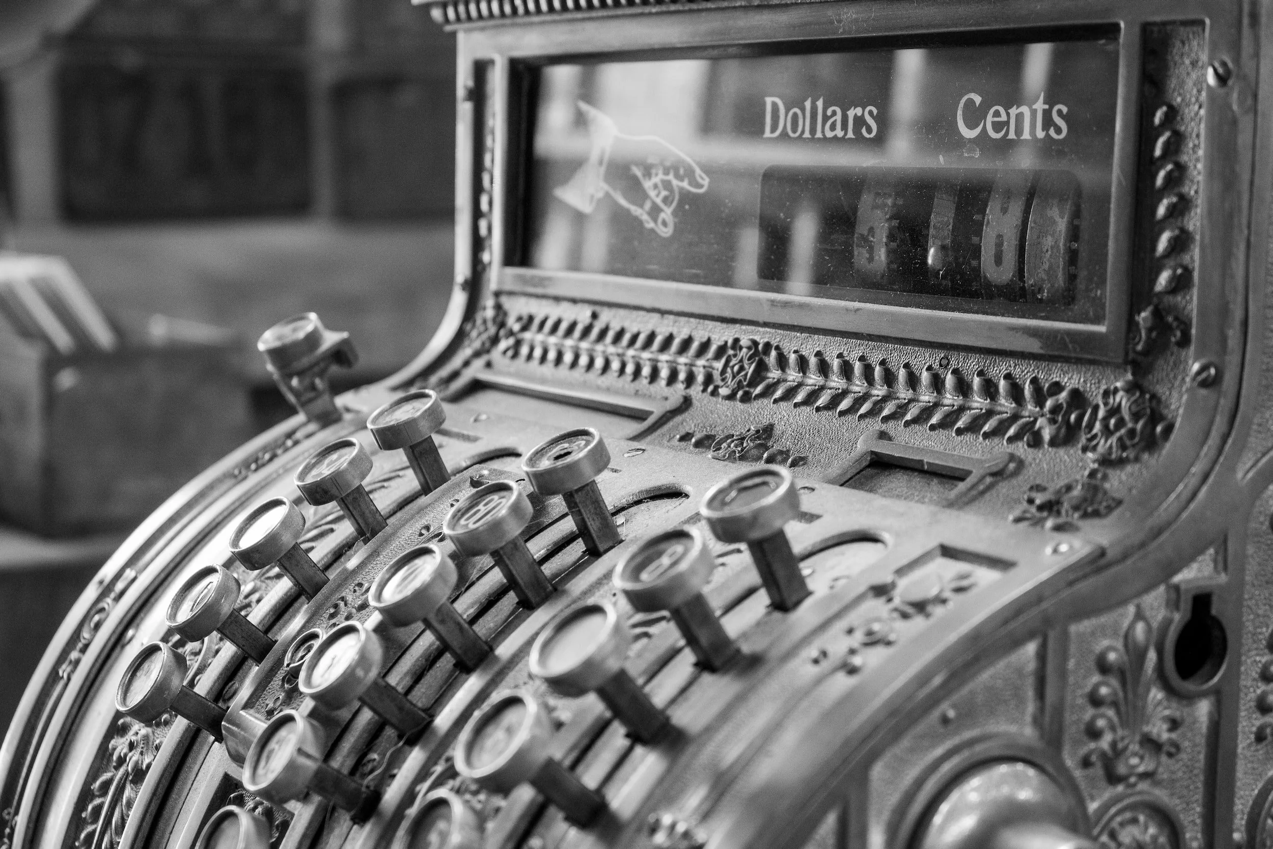 Episode 122: Charge More Than It Costs - Special Guest: Ellen Rohr of Zoom Drain