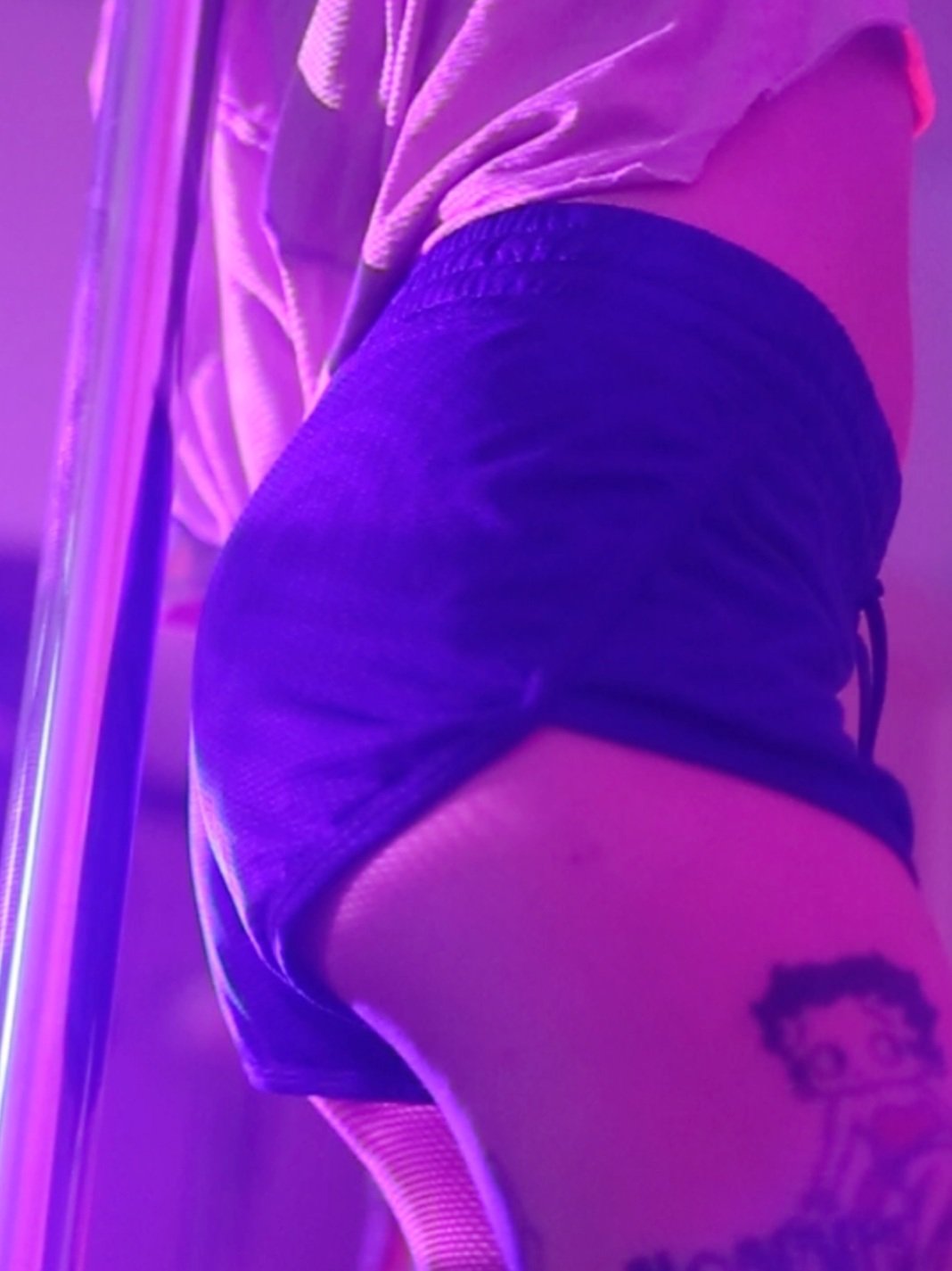 POLE_10.jpg