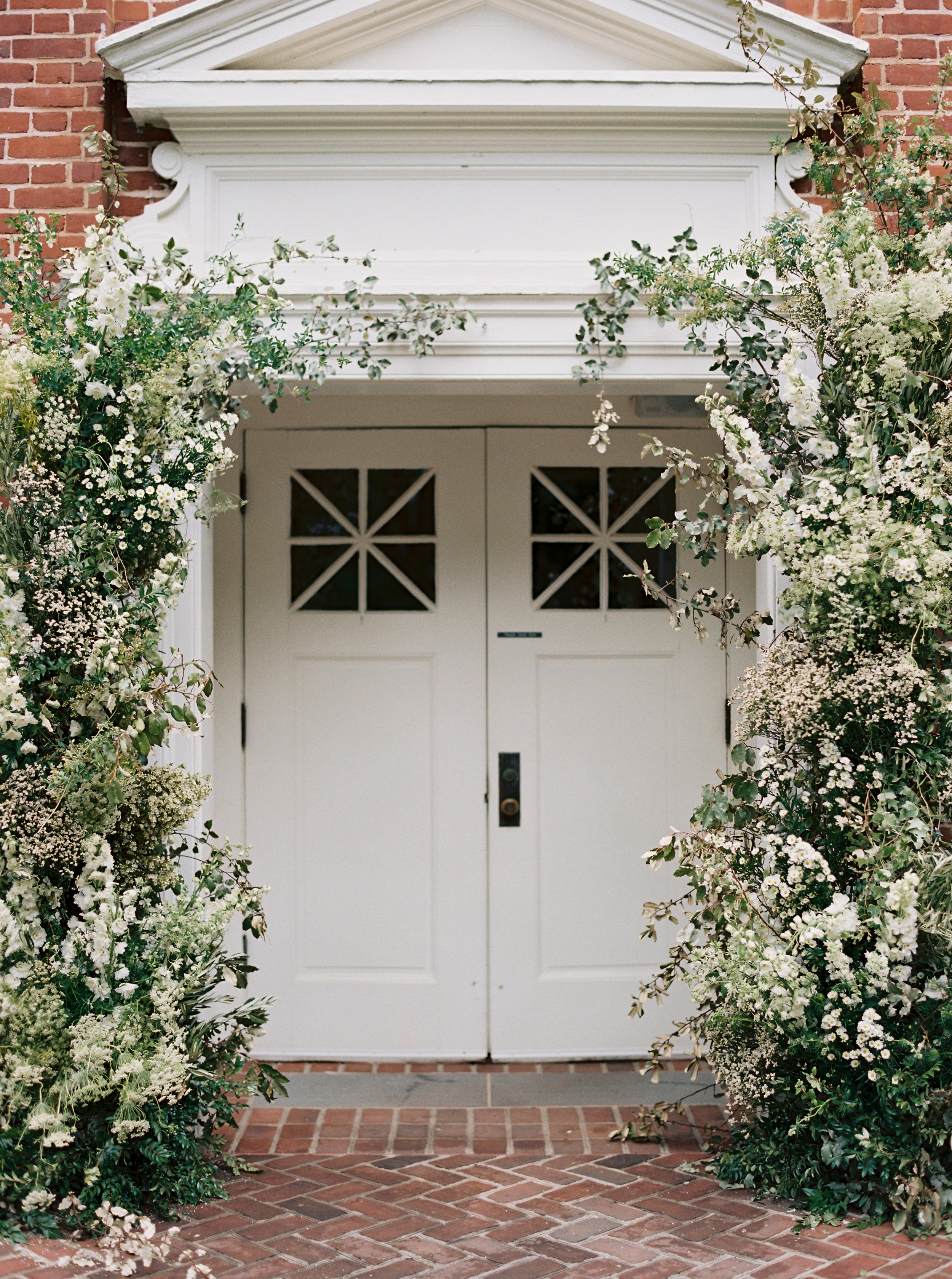 Mid Summer White and Yellow Textures at Woodberry in Virginia