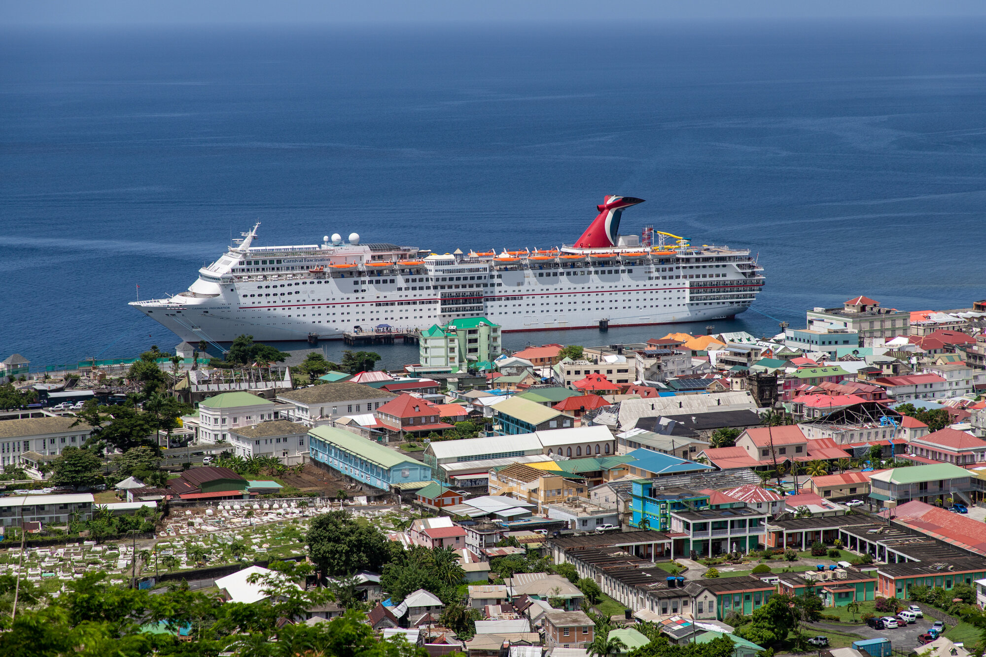 dominica carnival cruise excursions