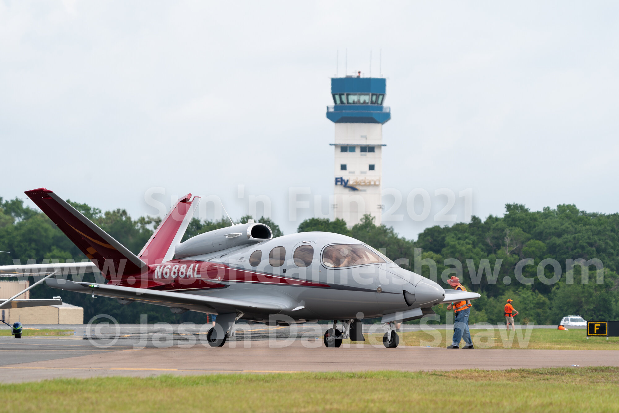 N688AL at Sun 'n Fun 2021