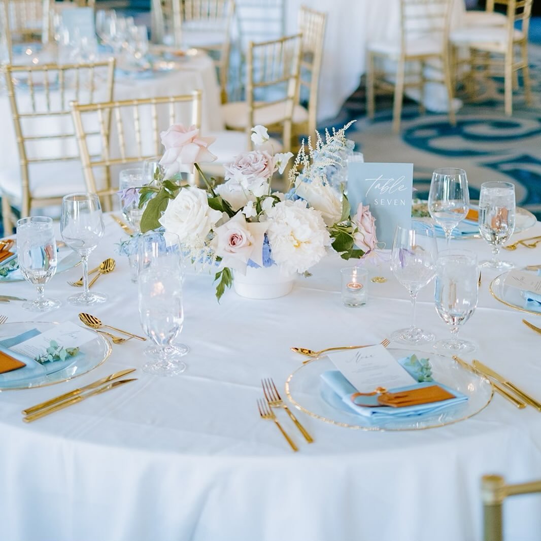 A wedding design that feels like summer. How soft and sweet this day was!