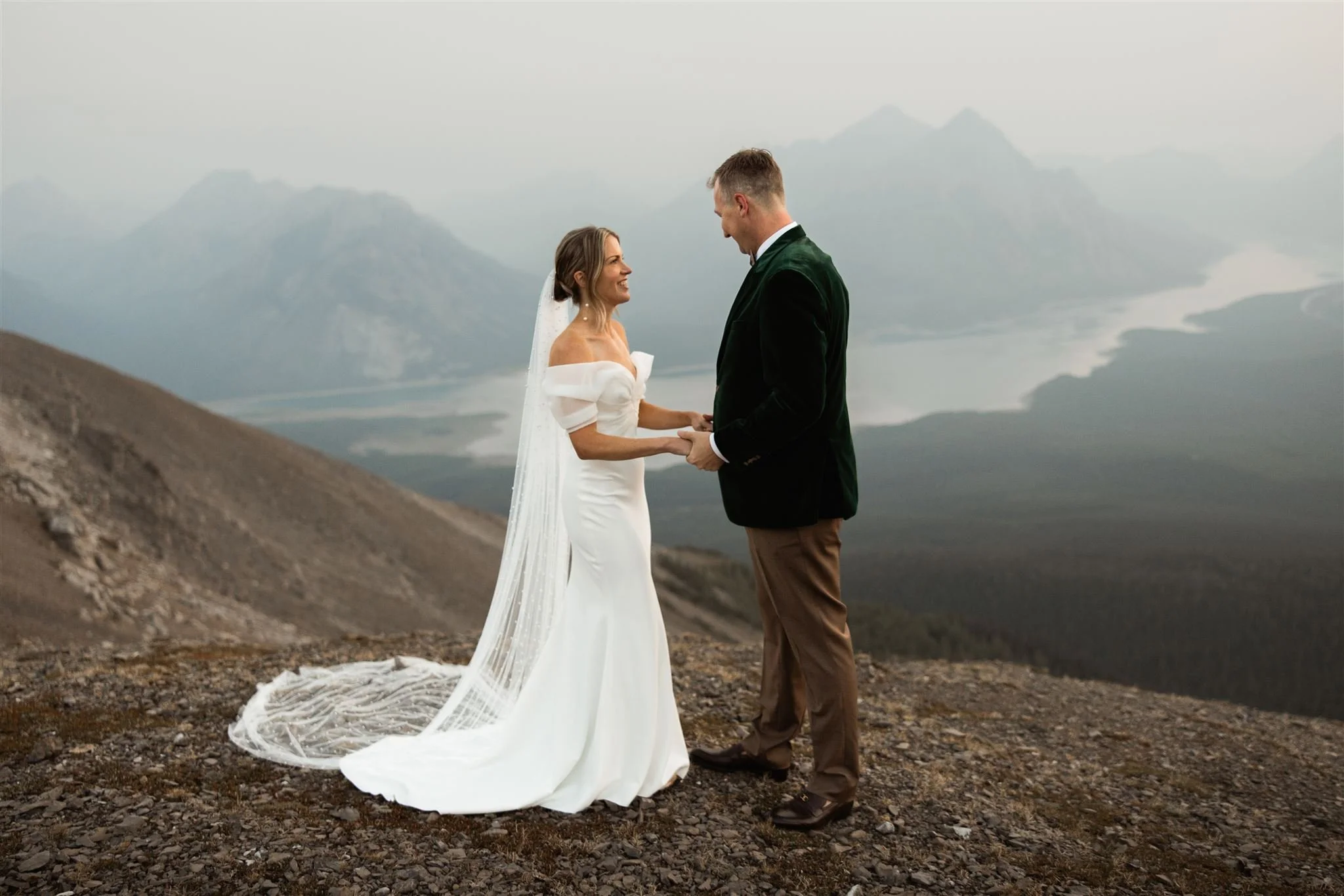 61-Willow_and_Wolf_Photography_Gill_and_Robb_Hike_WW2_0586_websize.jpg