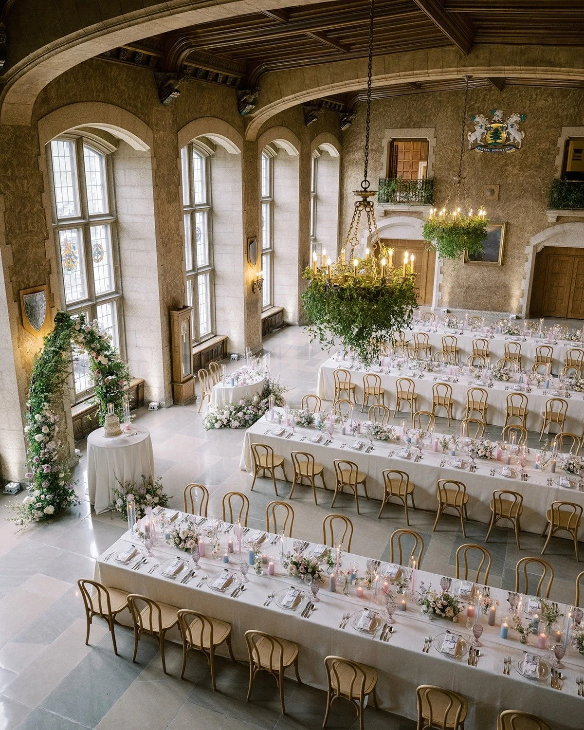 Modern elegance at one of the most iconic locations in Banff. 

#banffspringshotel #banffwedding #banffweddingplanner #weddinginspo #weddingreception