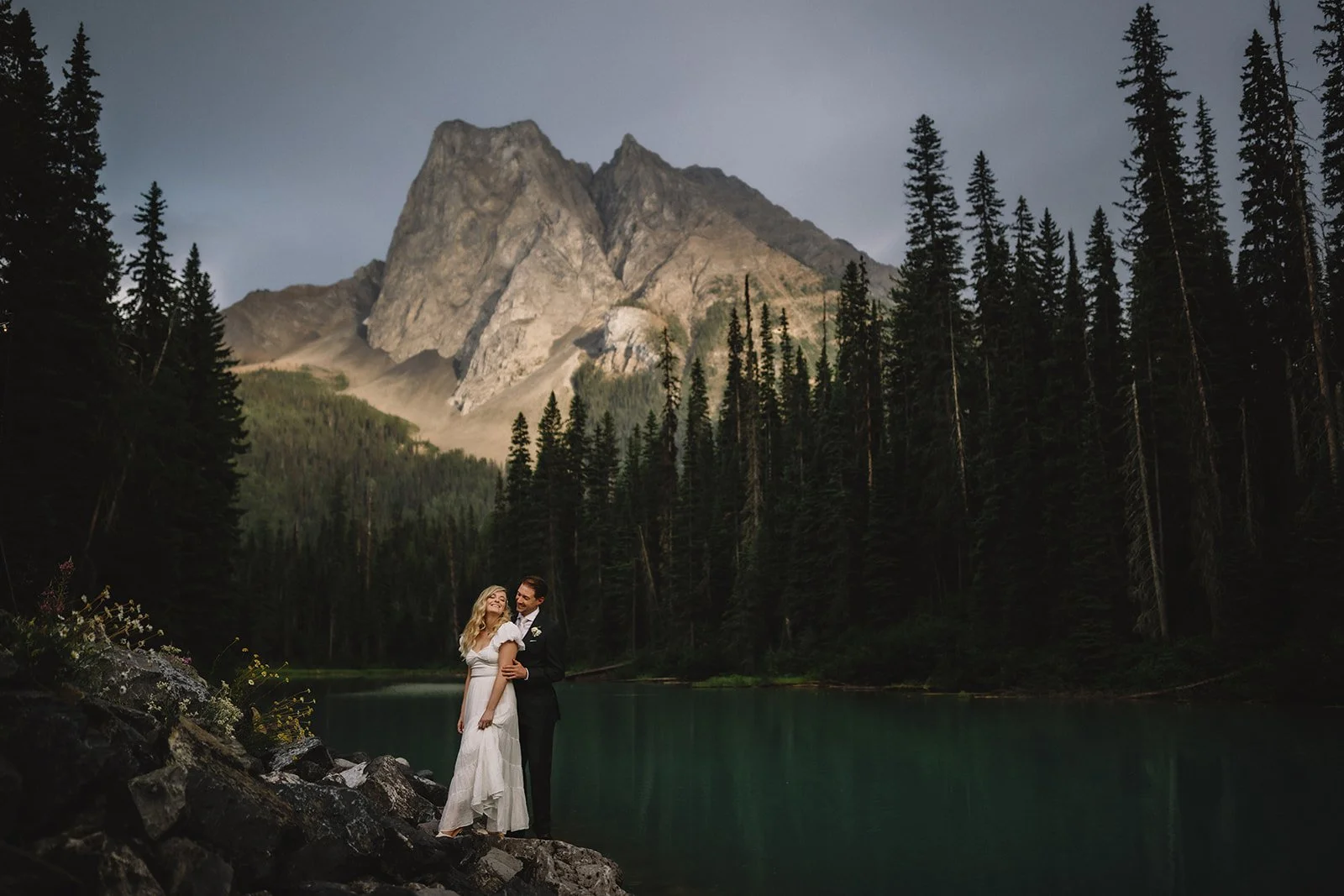People travel from around the world to see this place for themselves. Our couples get the pleasure of getting married here. We couldn't be more grateful. 

#canadianrockies #albertaweddings #destinationweddings #weddinginspo #weddingplanner