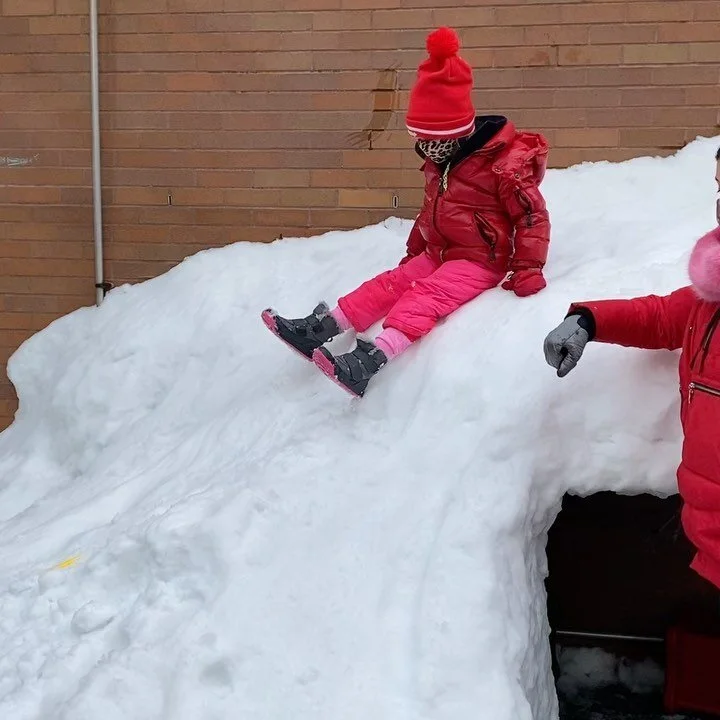 It was great to be back at school today. To say we had fun in the snow would be an understatement! #KNS #snowfun #outdoors #playbasedlearning #winterwonderland