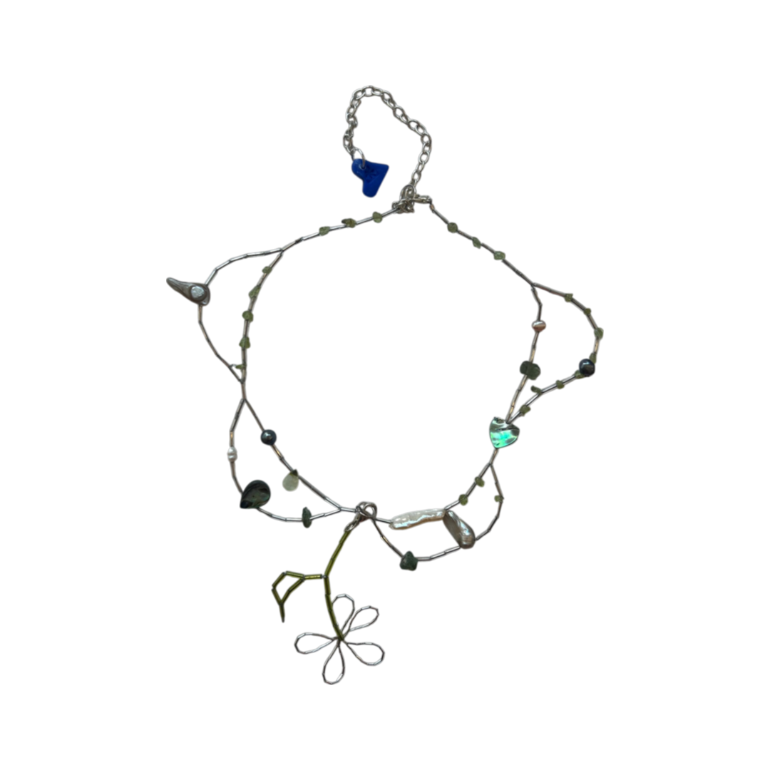 BLOOM WEB NECKLACE
