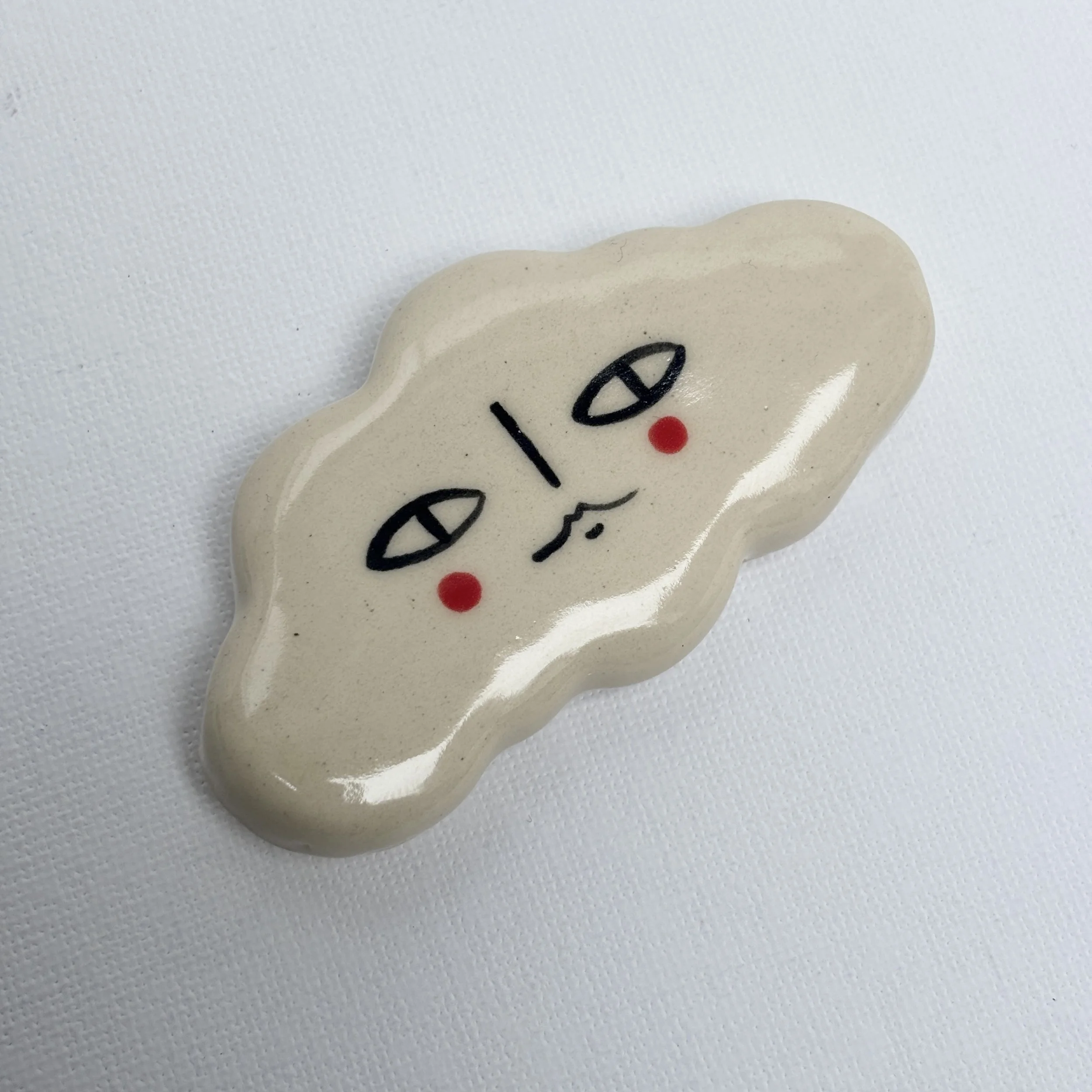 WHITE CLOUD MAGNET