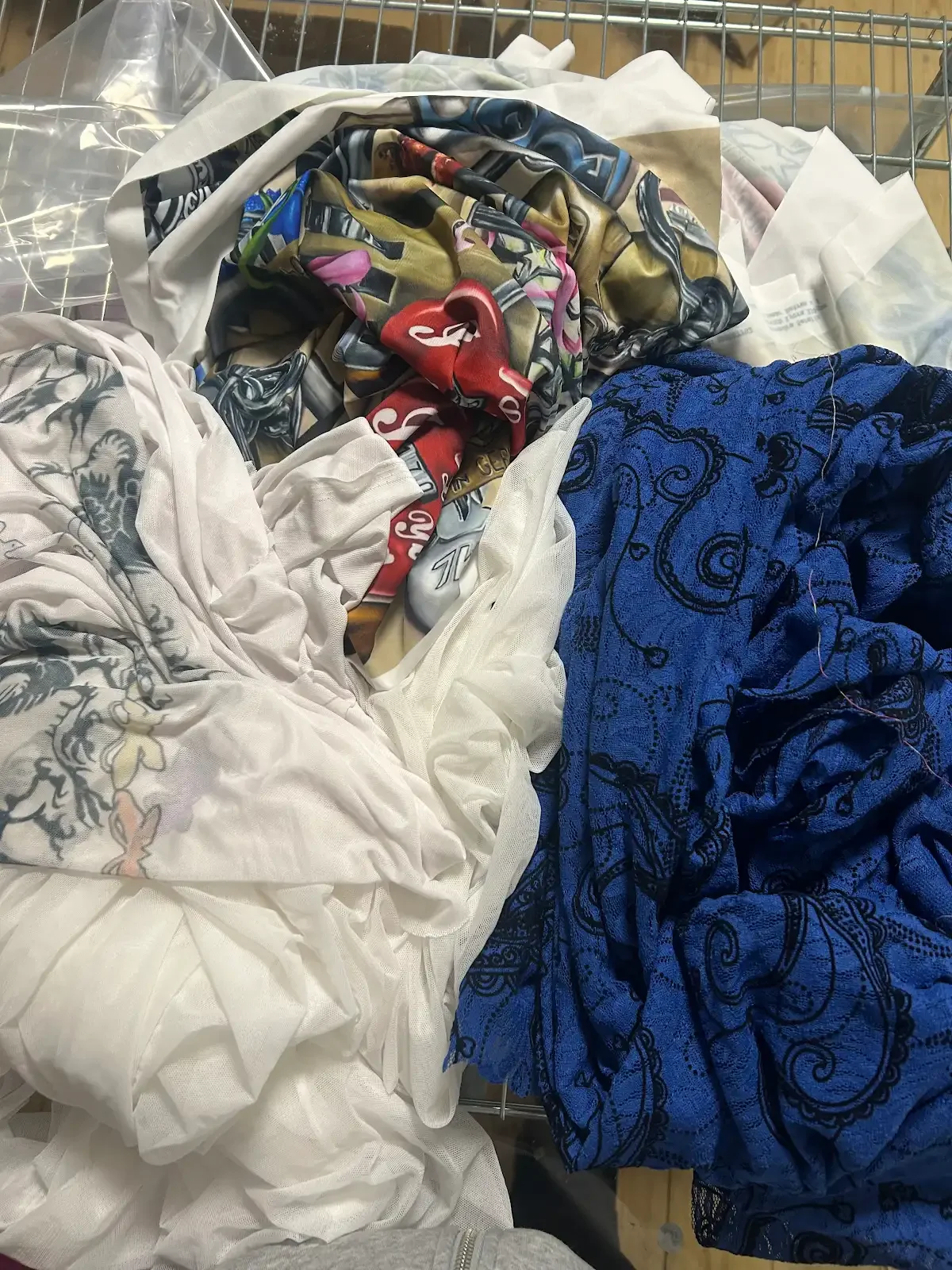 SAMPLE FABRIC - MIXED WHITE & BLUE LACE