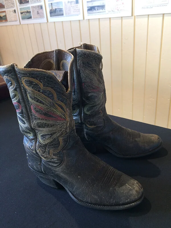 FW boots.jpg