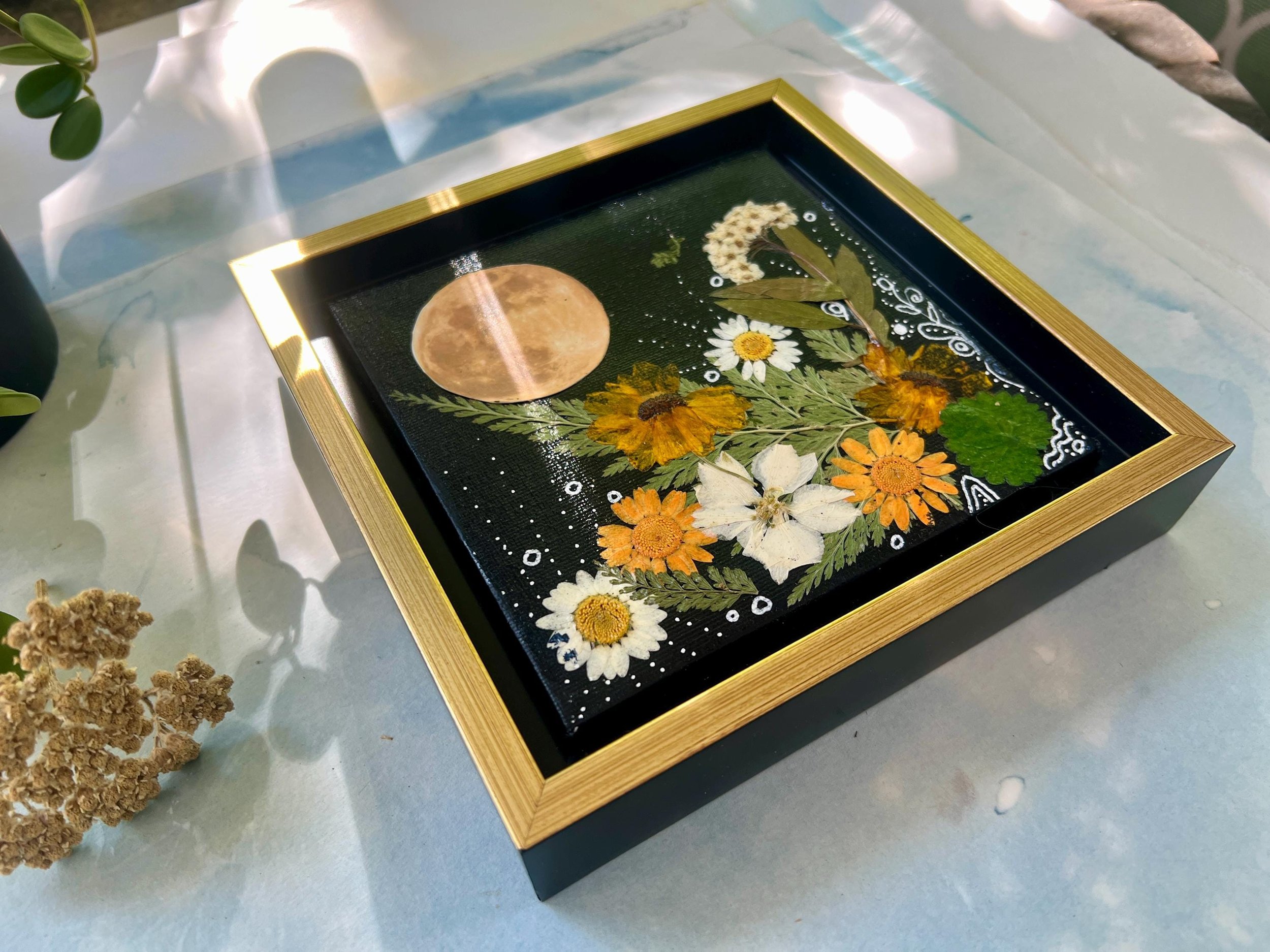 https://i.etsystatic.com/23379159/r/il/25b005/6393977445/il_fullxfull.6393977445_ffw2.jpg